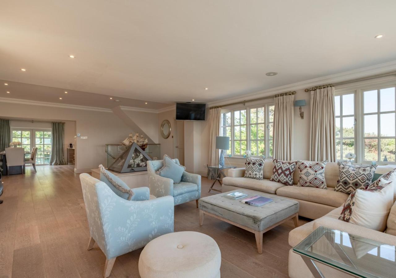 5 Bed in Orford oc-pav