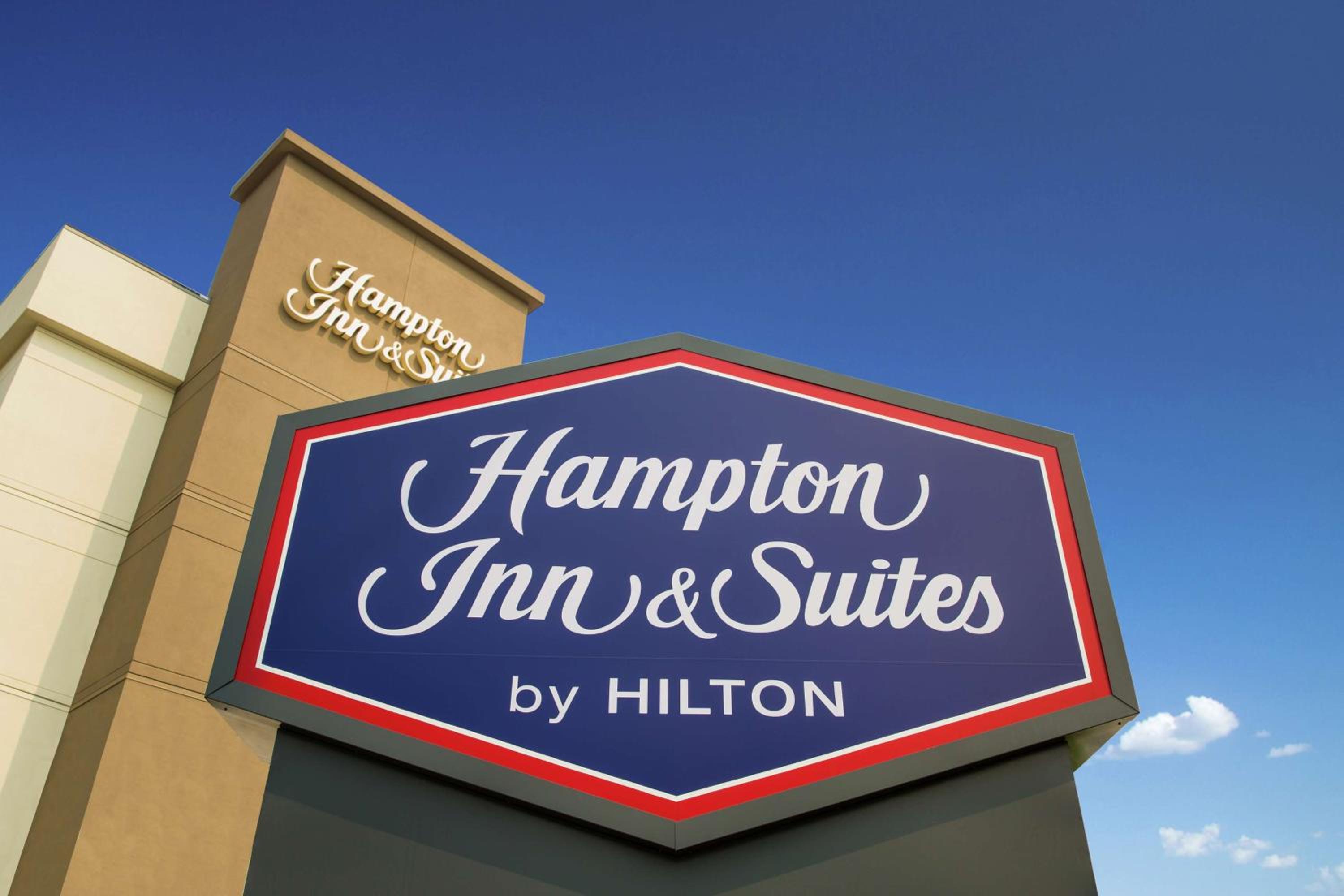 Hampton Inn & Suites Seattle-Downtown-3