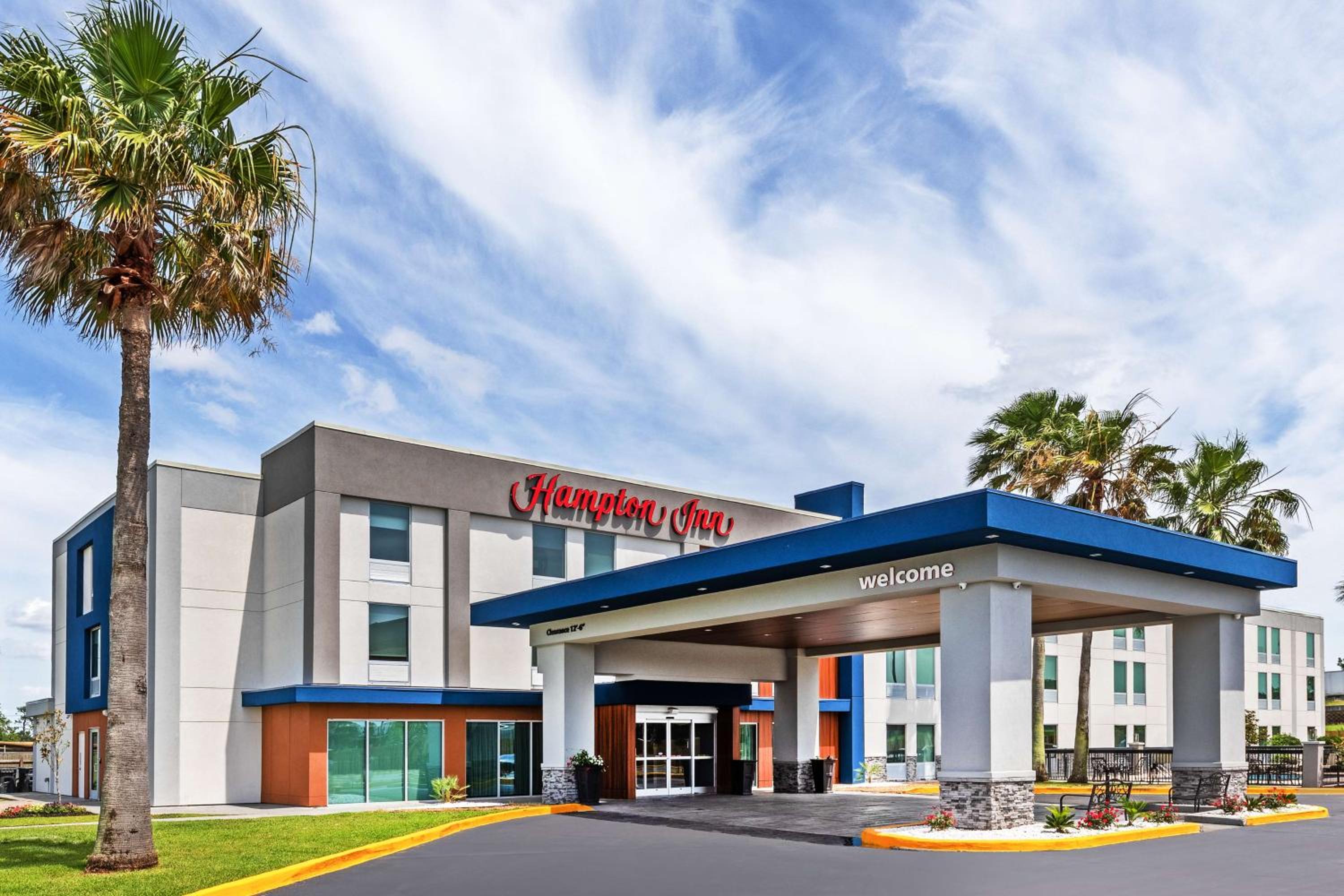 Lake Charles Vacations - Hampton Inn Sulphur Lake Charles - Property Image 1
