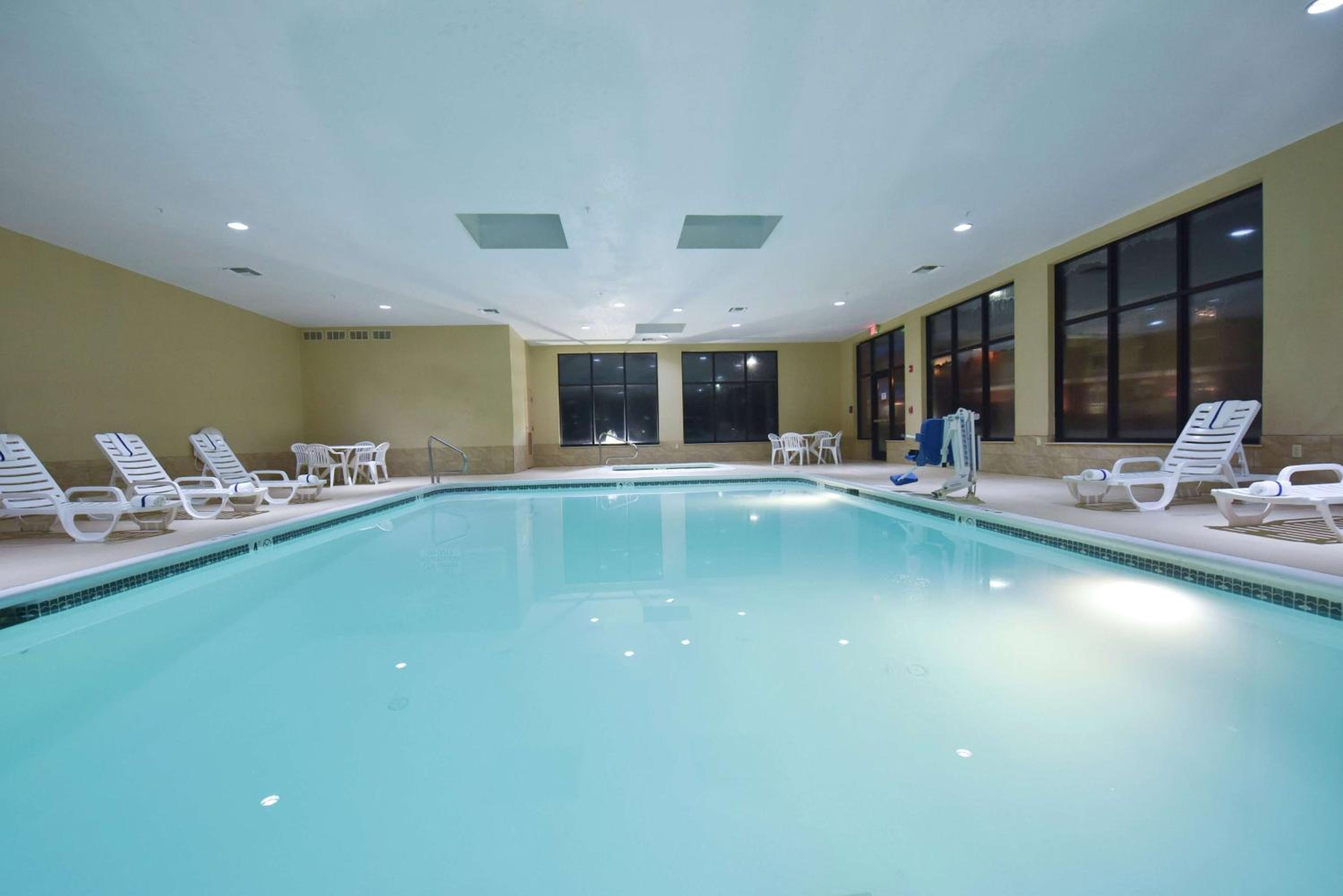 Selma Vacations - Hampton Inn Selma - Property Image 4