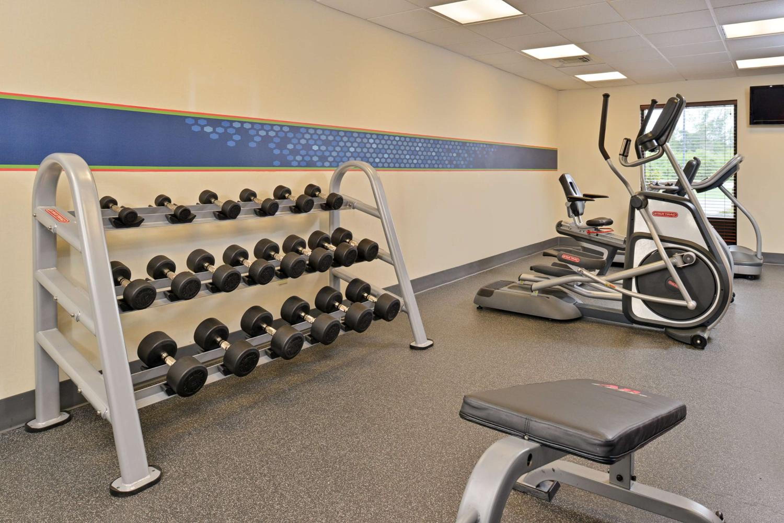 Selma Vacations - Hampton Inn Selma - Property Image 10