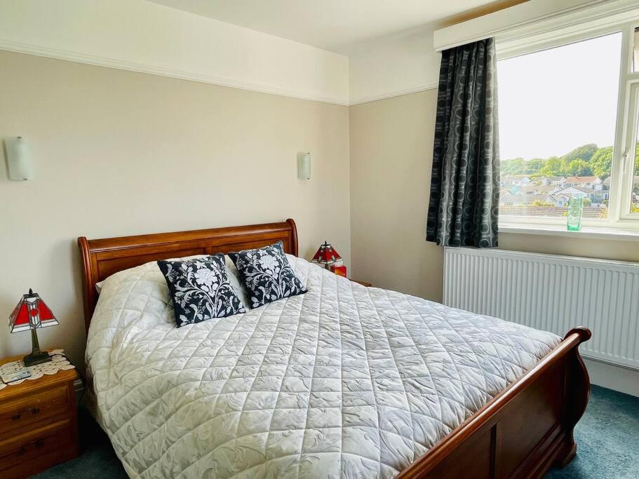 NEW Mulberry House, Brixham