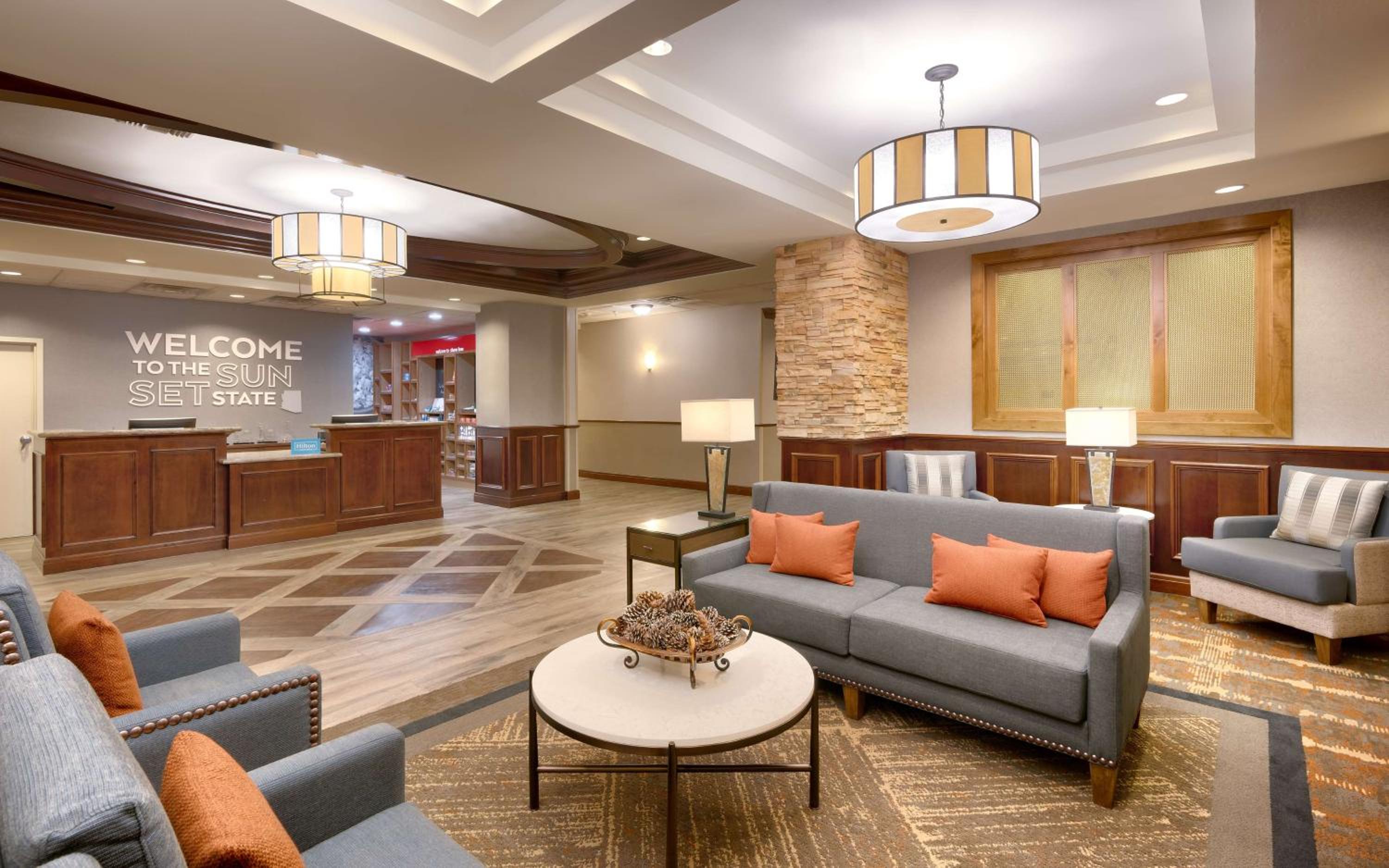 Show Low Vacations - Hampton Inn  Suites Show Low-Pinetop - Property Image 2