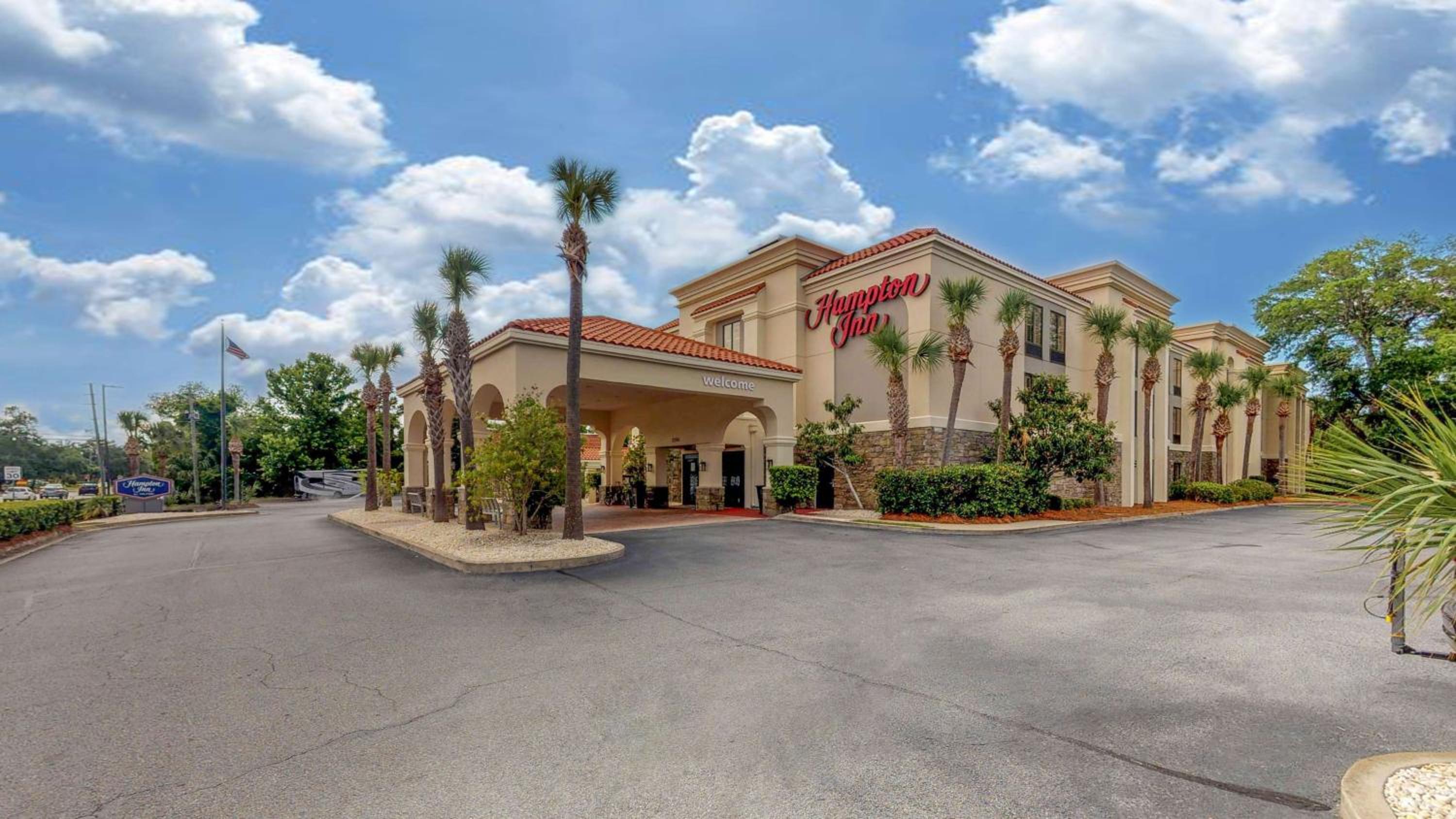 St Simons Island Vacations - Hampton Inn St. Simons Island - Property Image 1