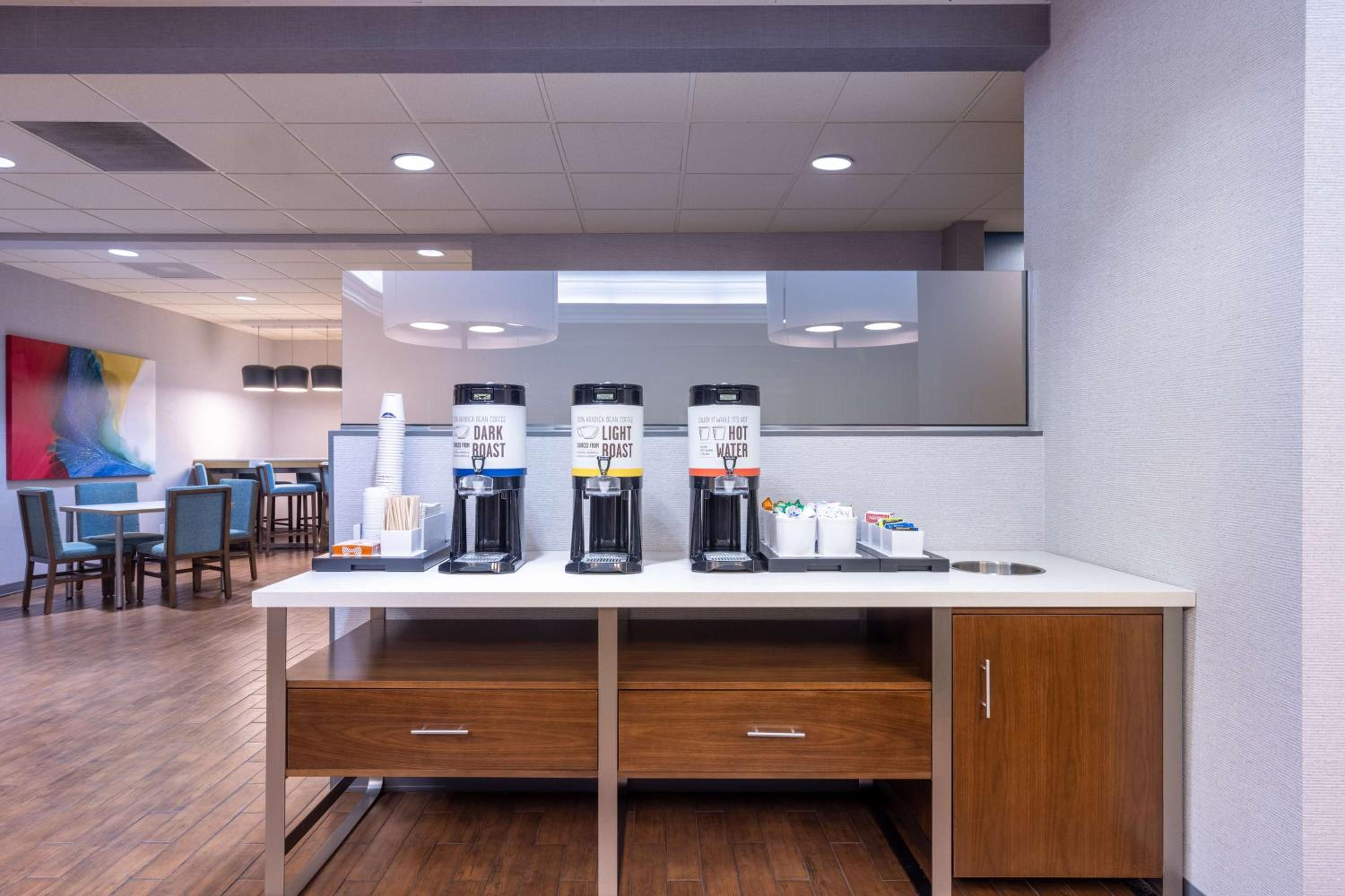 Hampton Inn Saint Robert - Property Image 7