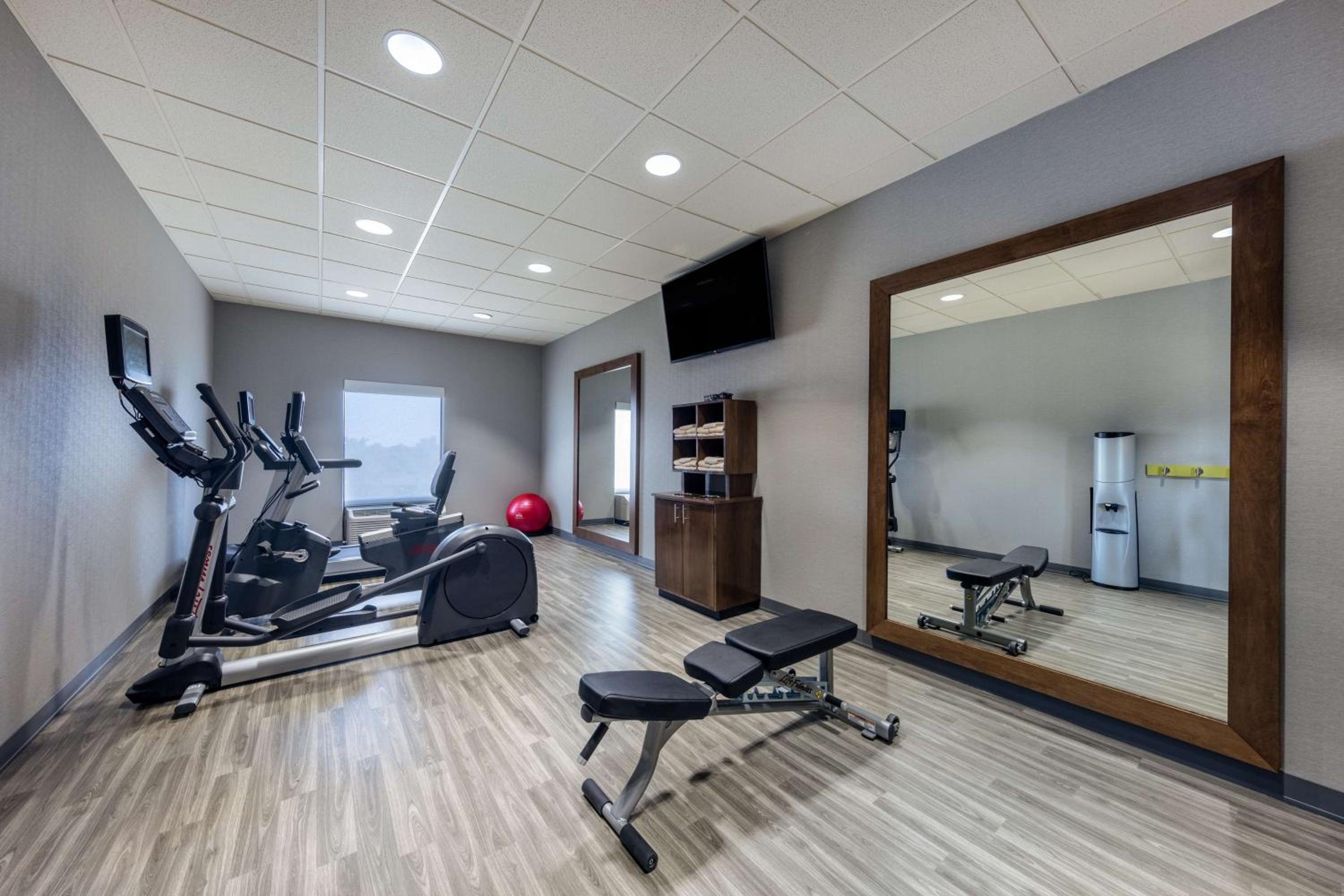 Hampton Inn Saint Robert - Property Image 8