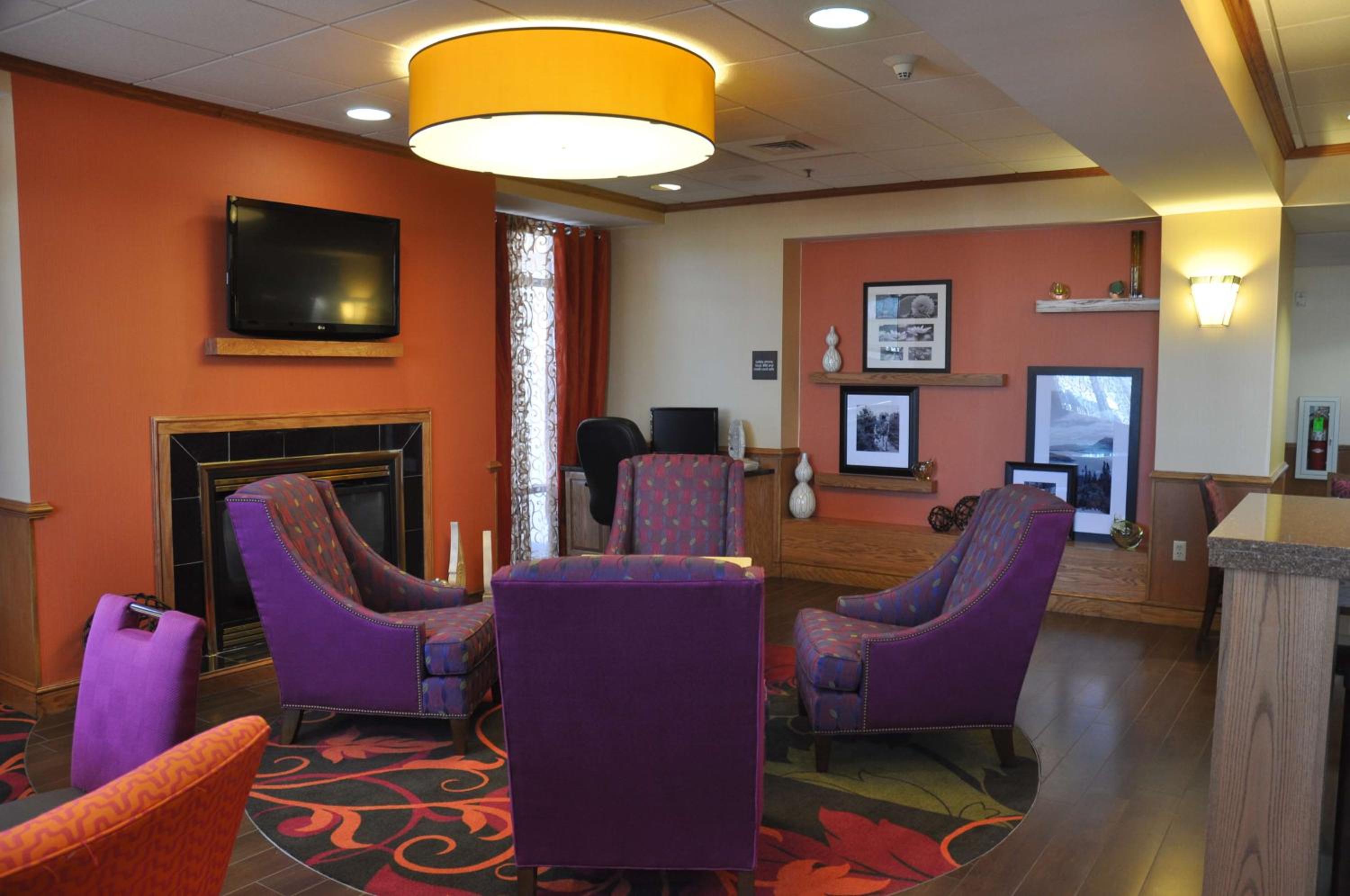 Emporia Vacations - Hampton Inn Stony Creek - Property Image 3