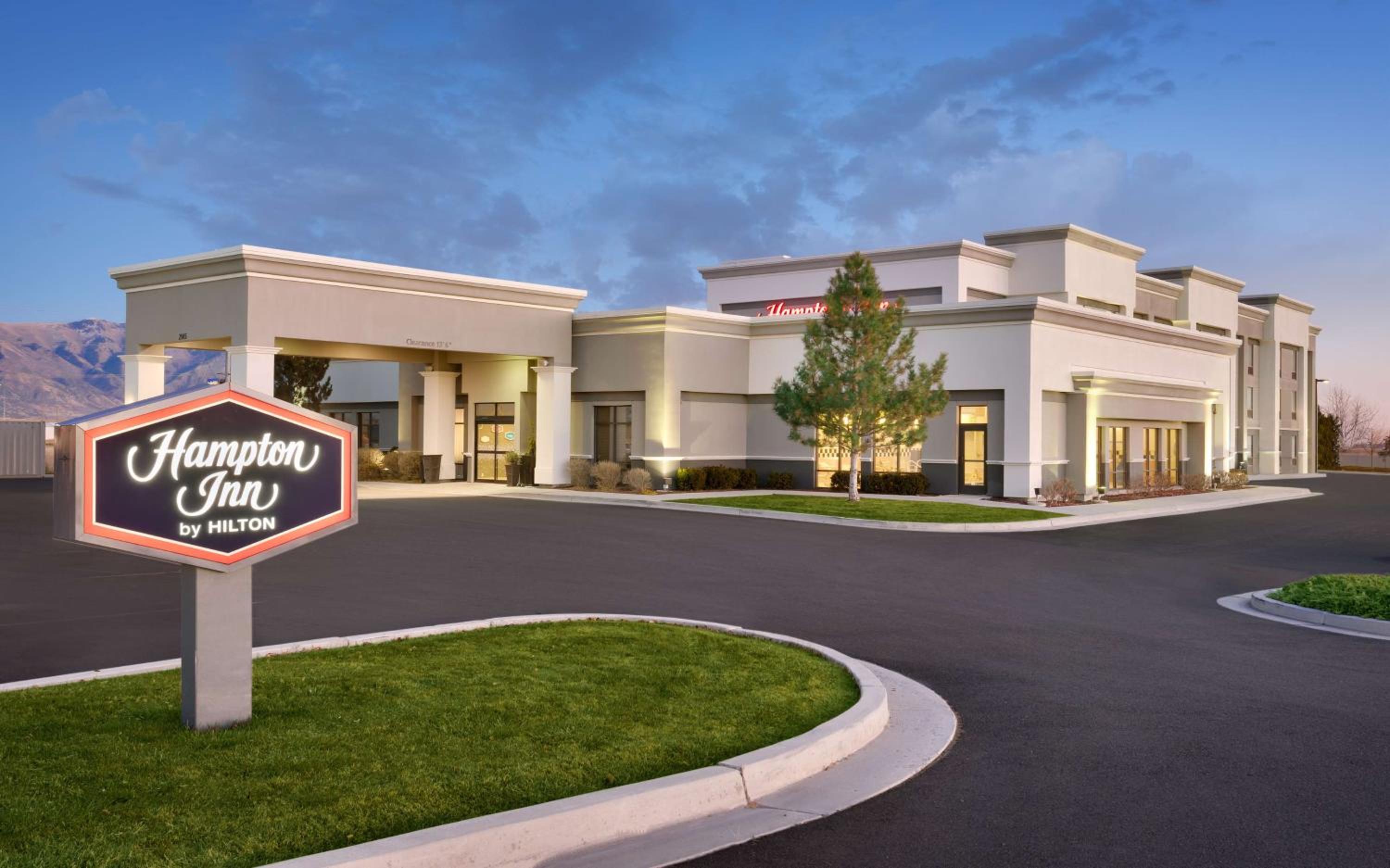 Logan Vacations - Hampton Inn Tremonton - Property Image 1