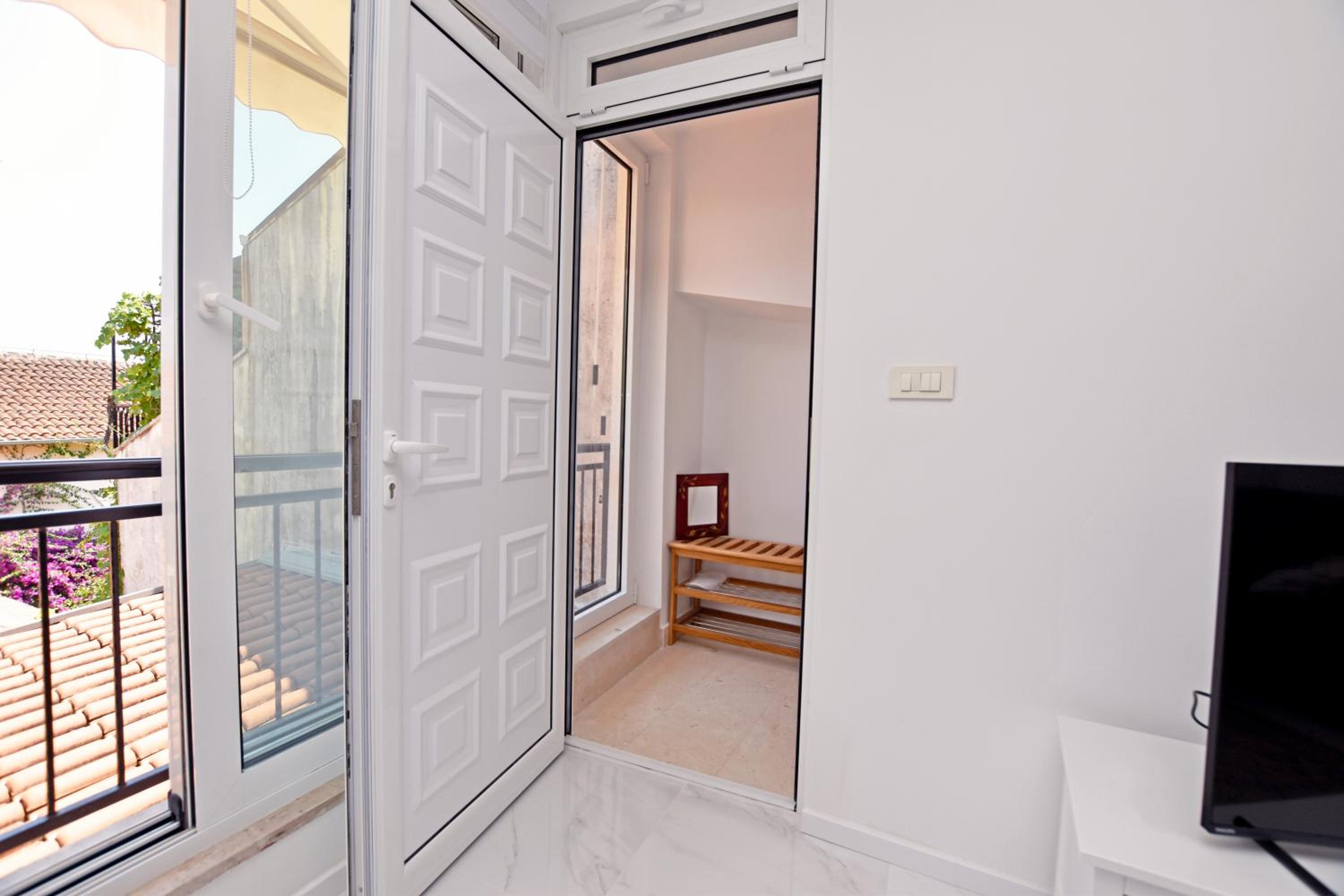 Blue Harbour Luxury Apartment, Herceg Novi , Old Town photo 4