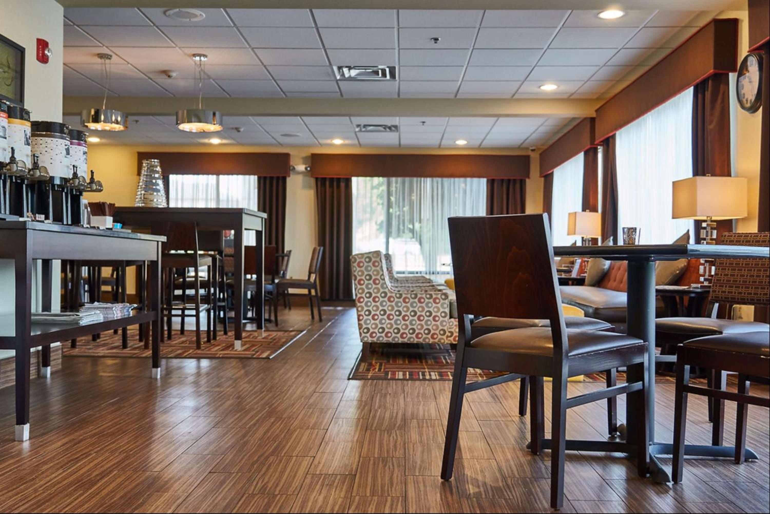 Hampton Inn Uniontown view 5