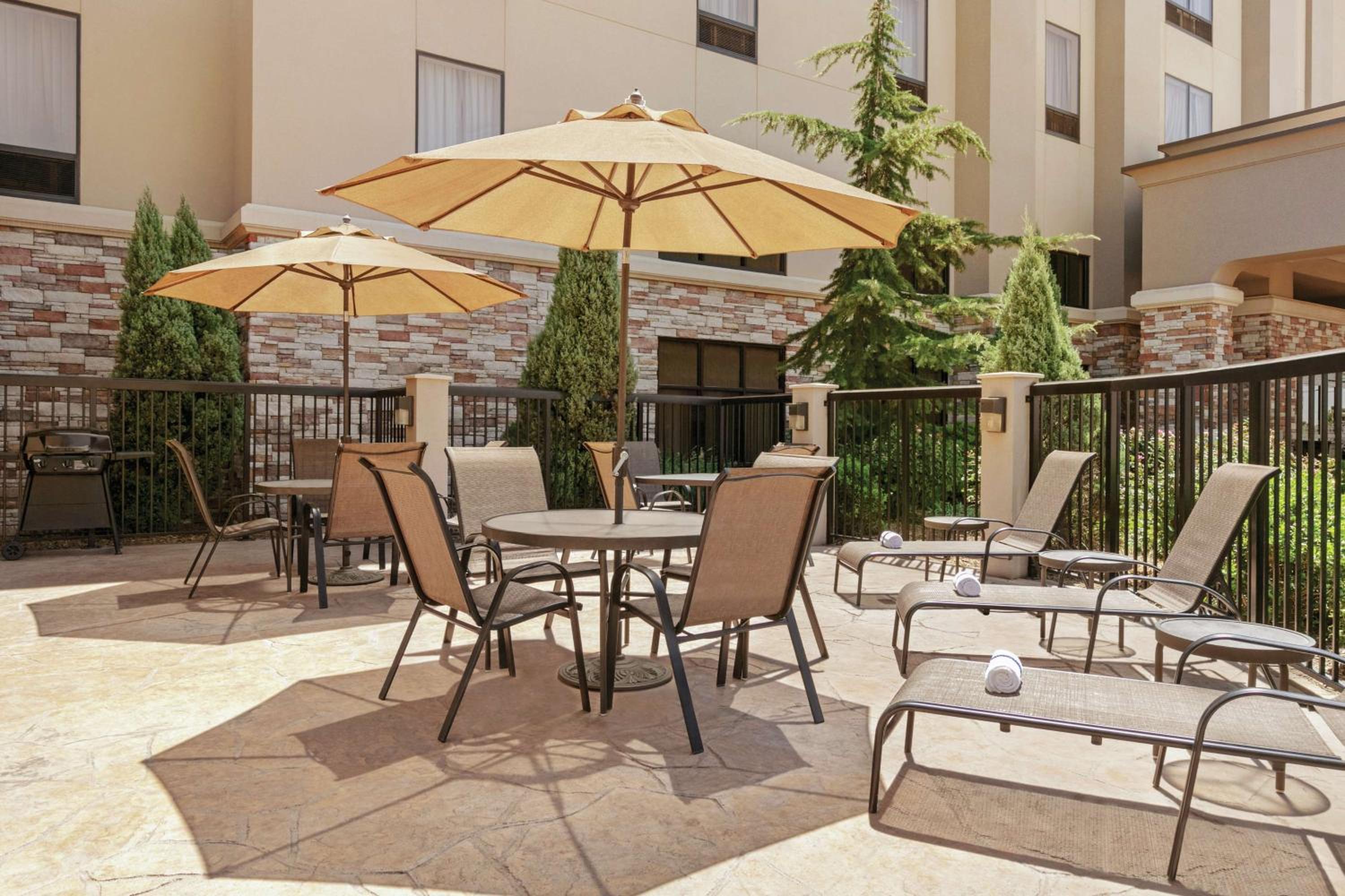 Enid Vacations - Hampton Inn  Suites Enid - Property Image 1
