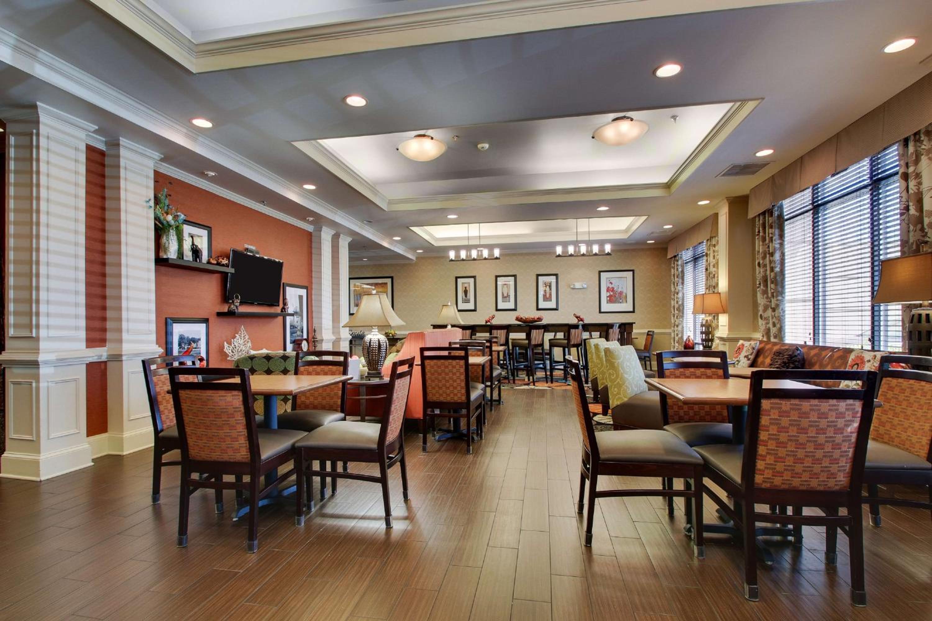 Warner Robins Vacations - Hampton Inn Warner Robins - Property Image 38
