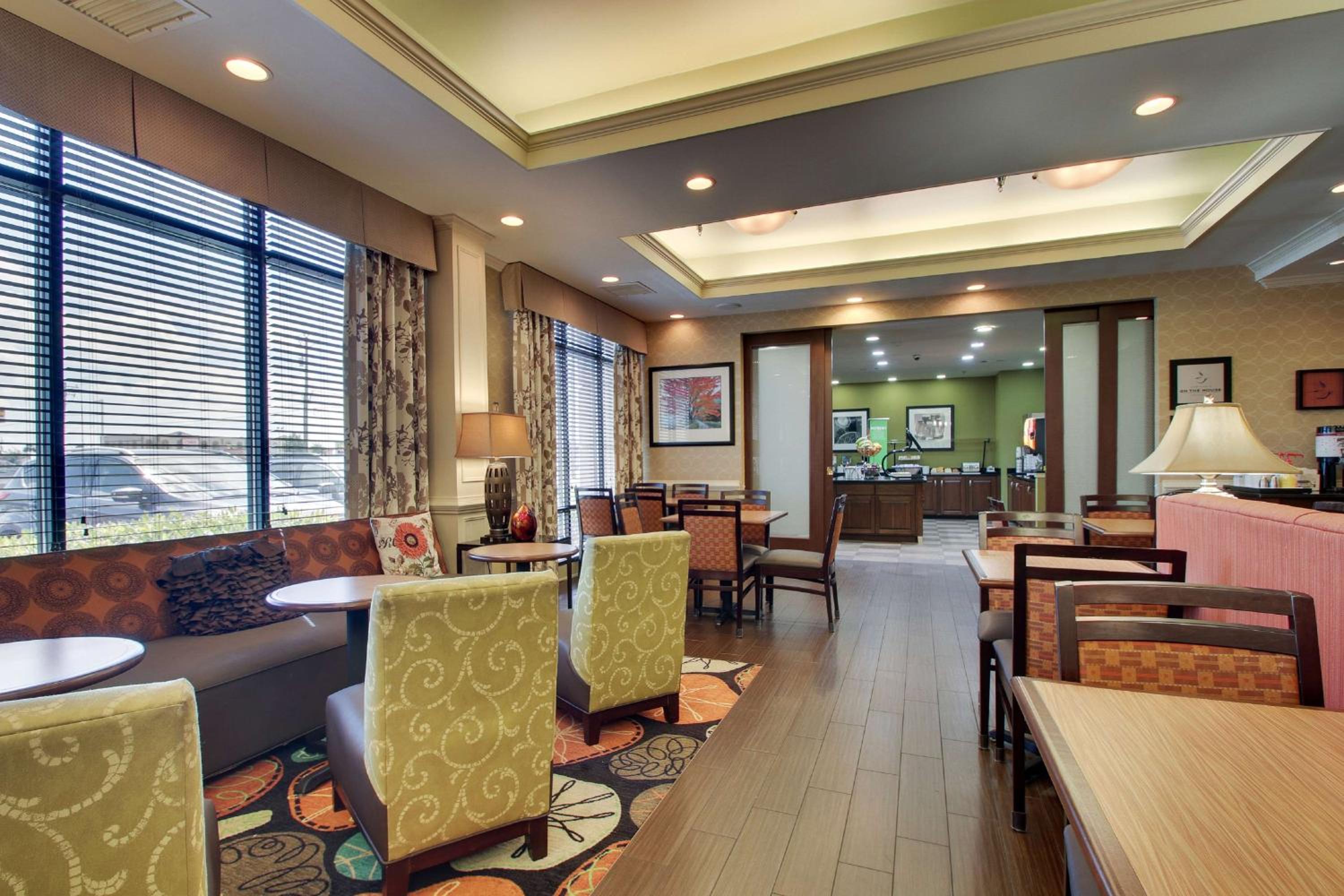 Warner Robins Vacations - Hampton Inn Warner Robins - Property Image 27