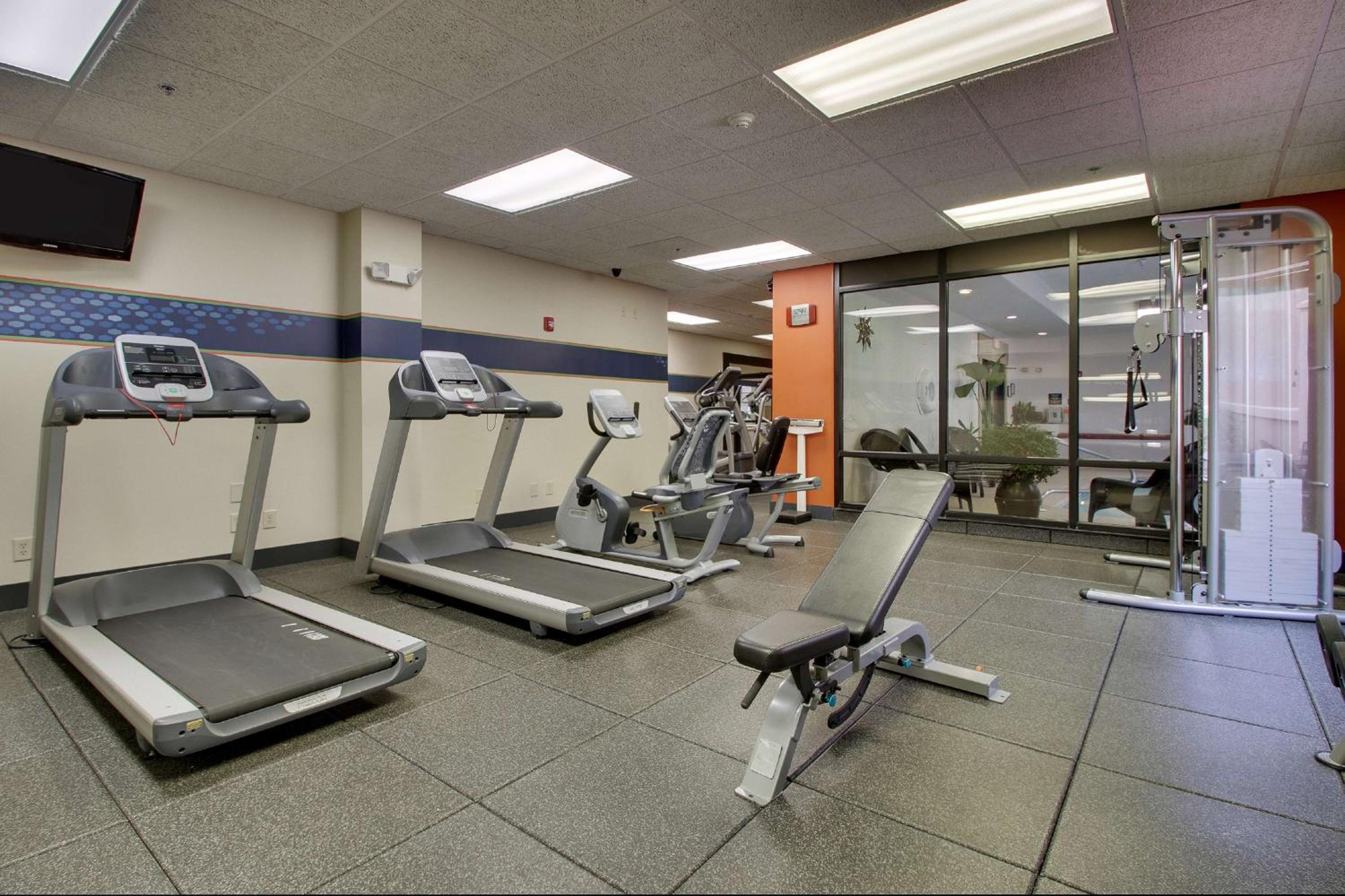 Warner Robins Vacations - Hampton Inn Warner Robins - Property Image 41