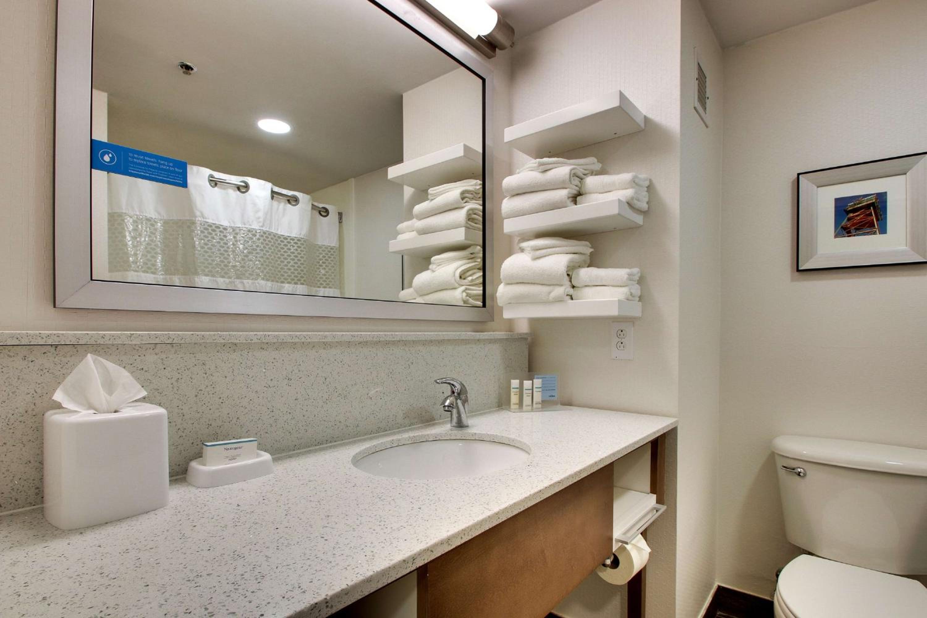 Warner Robins Vacations - Hampton Inn Warner Robins - Property Image 8