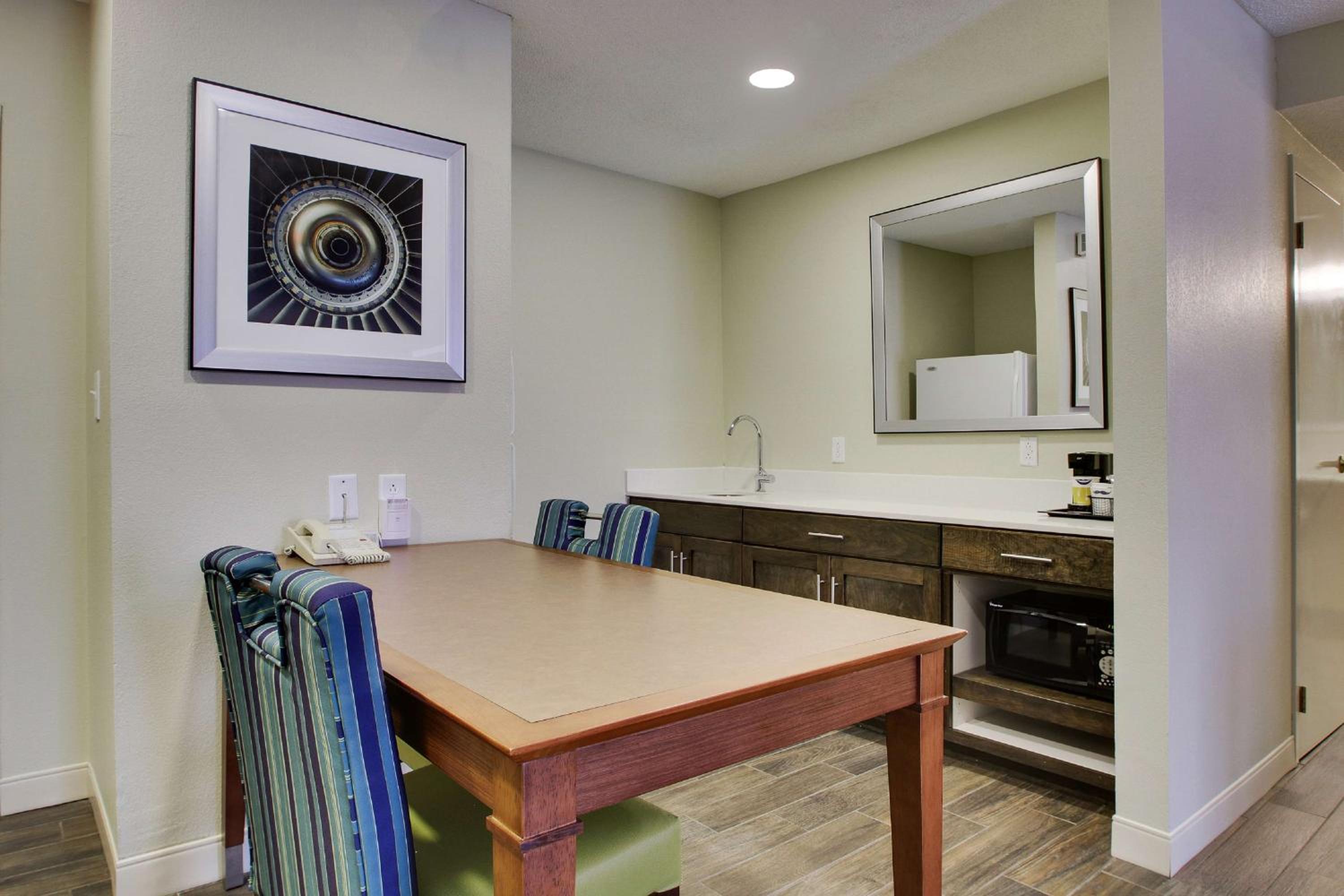Warner Robins Vacations - Hampton Inn Warner Robins - Property Image 18