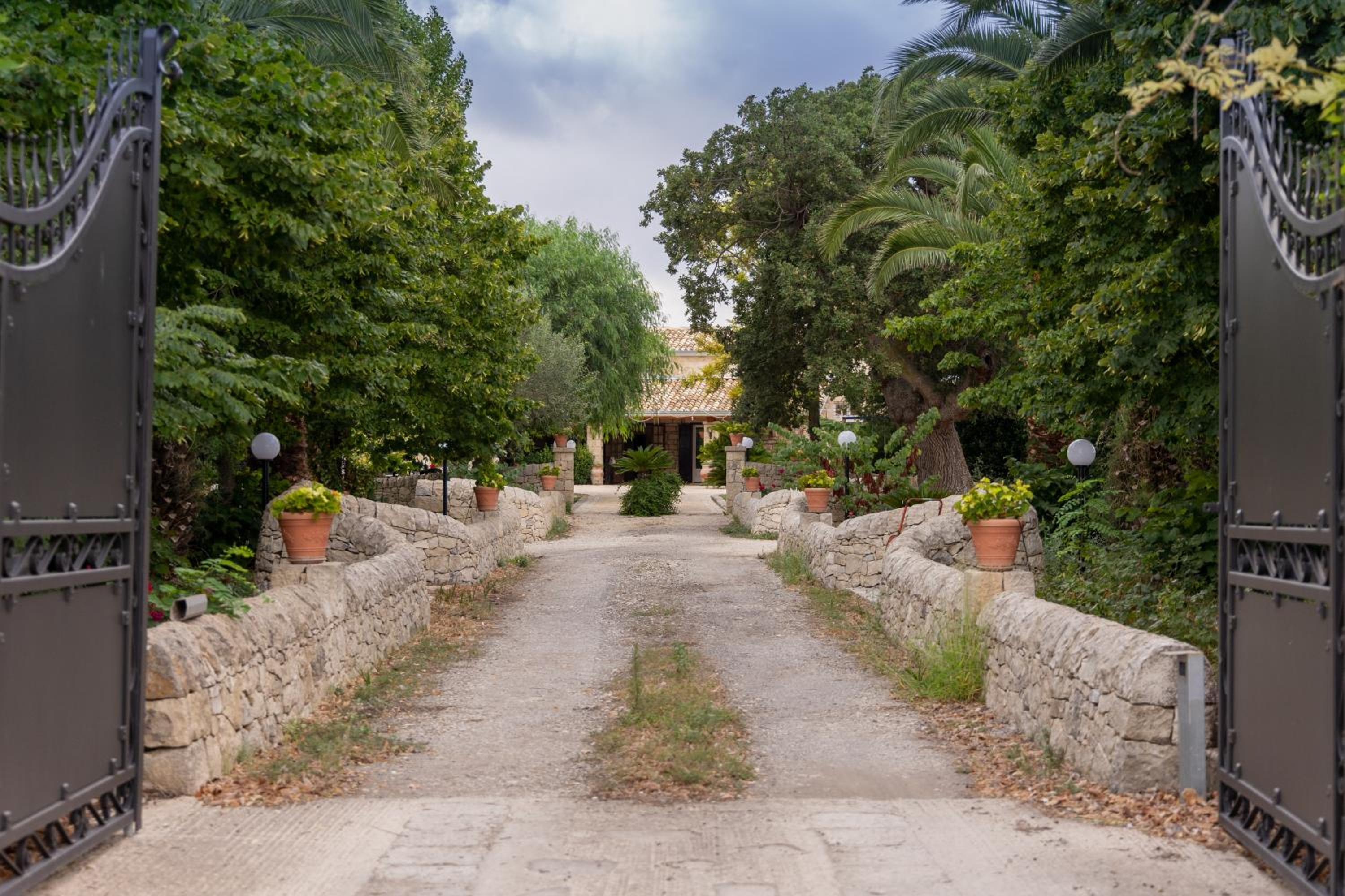 Casale Della Contea view 3
