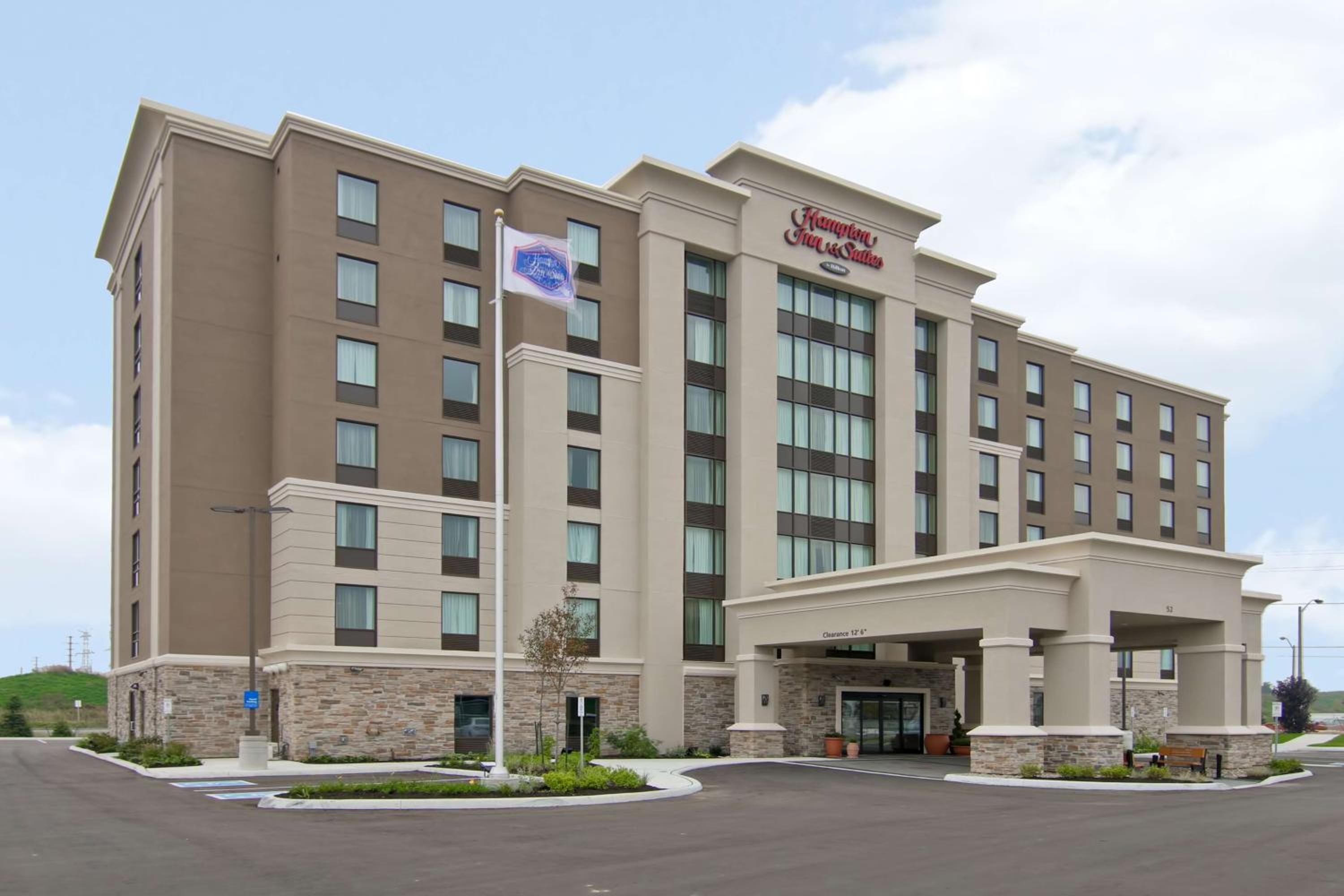 Toronto Vacations - Hampton Inn  Suites by Hilton Toronto Markham - Property Image 1