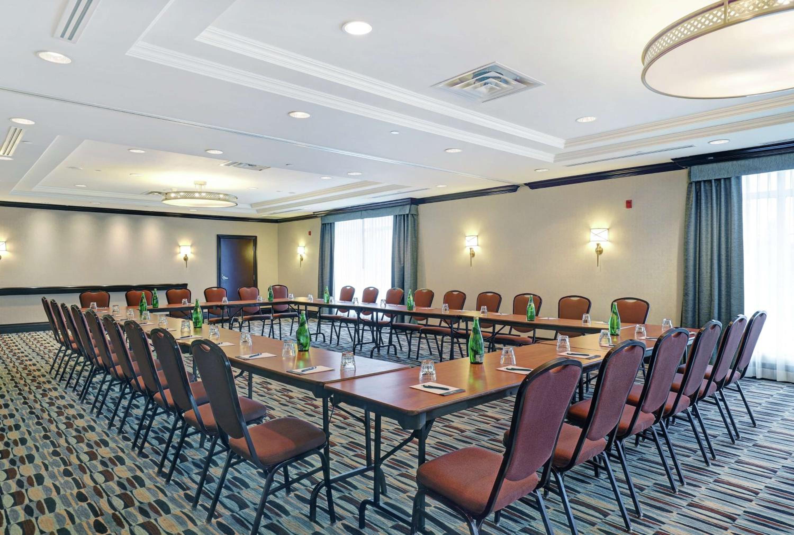 Cambridge Vacations - Homewood Suites by Hilton Cambridge-Waterloo, Ontario - Property Image 51