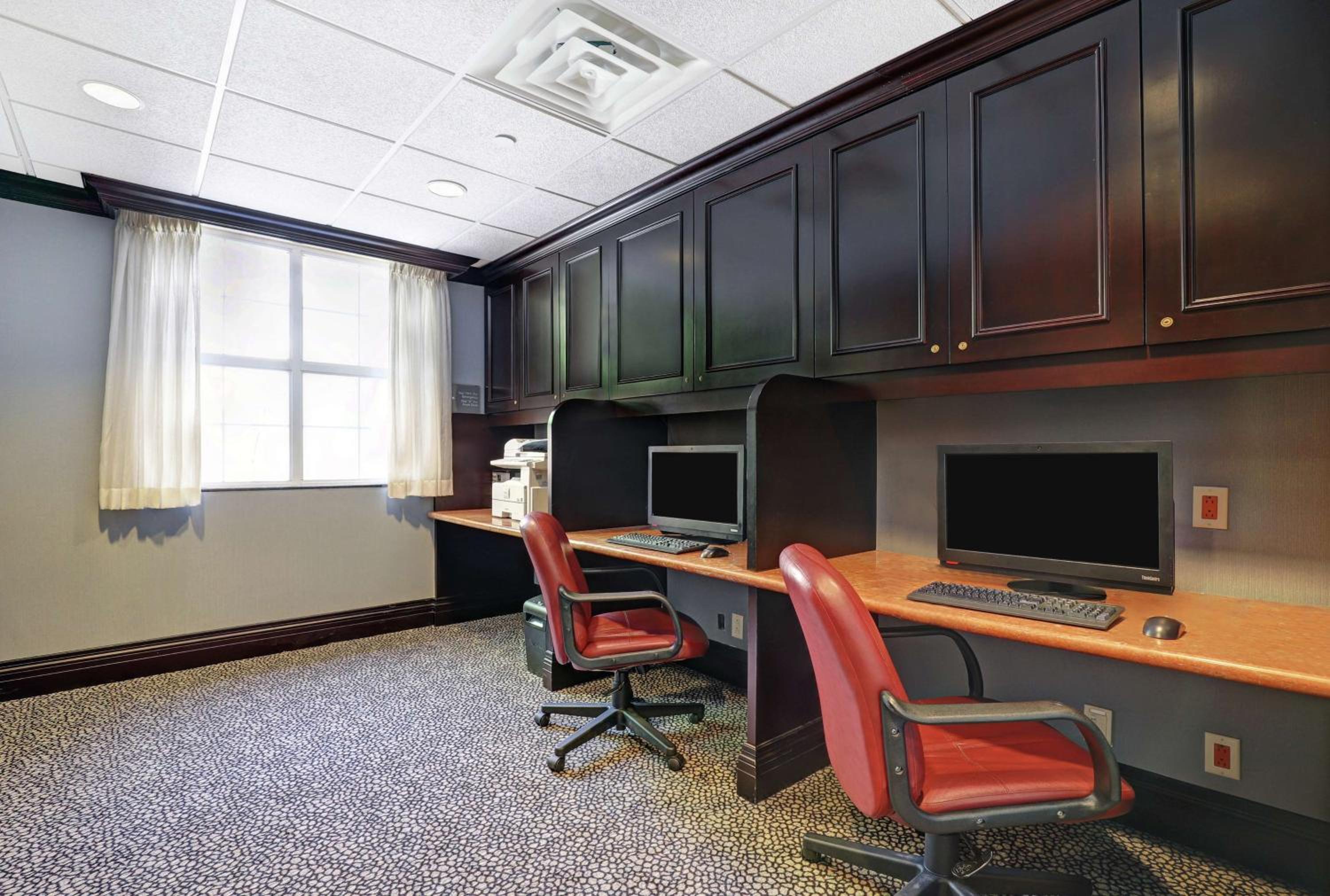 Cambridge Vacations - Homewood Suites by Hilton Cambridge-Waterloo, Ontario - Property Image 20
