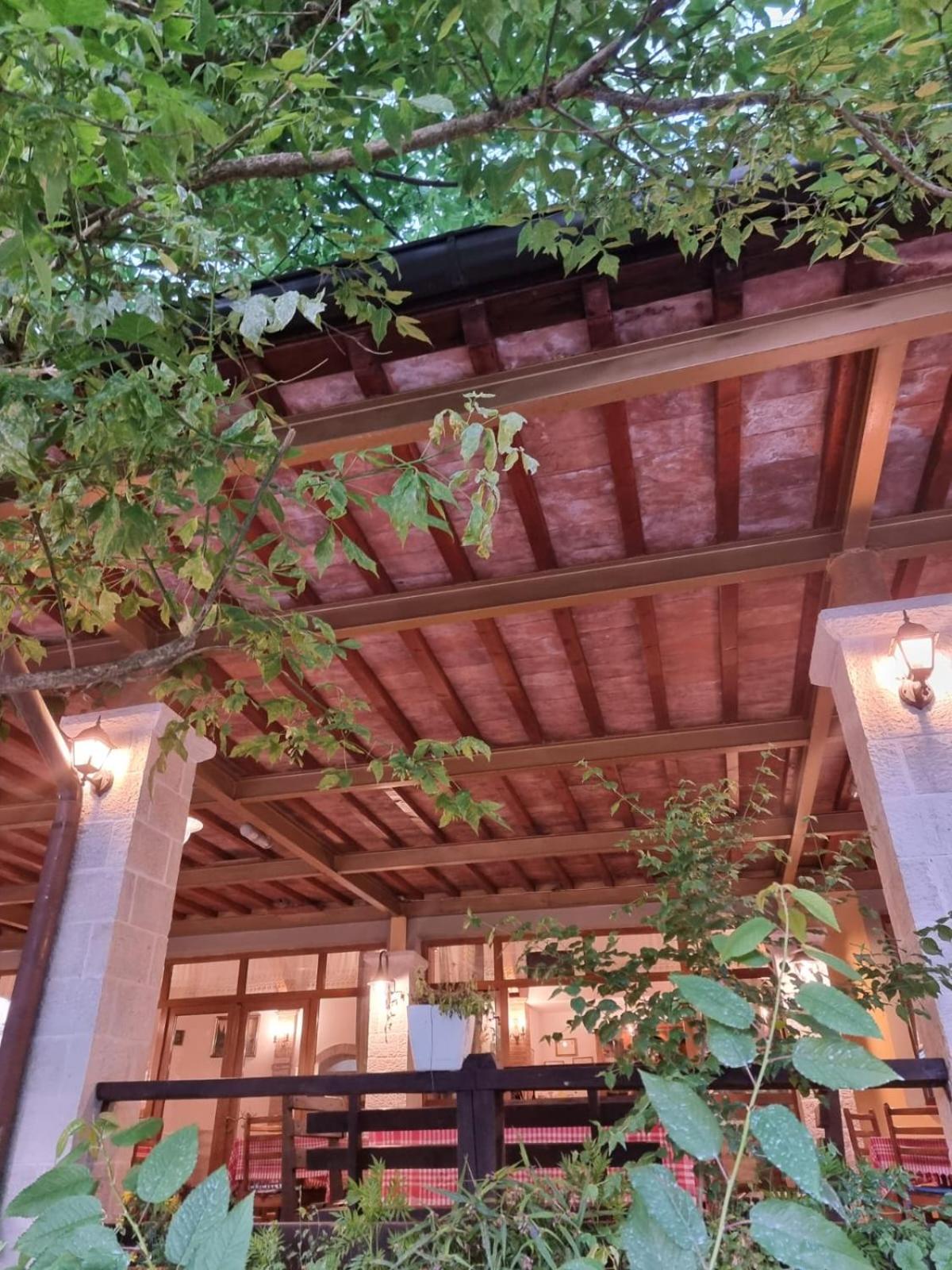 Guesthouse Alberti Llogara