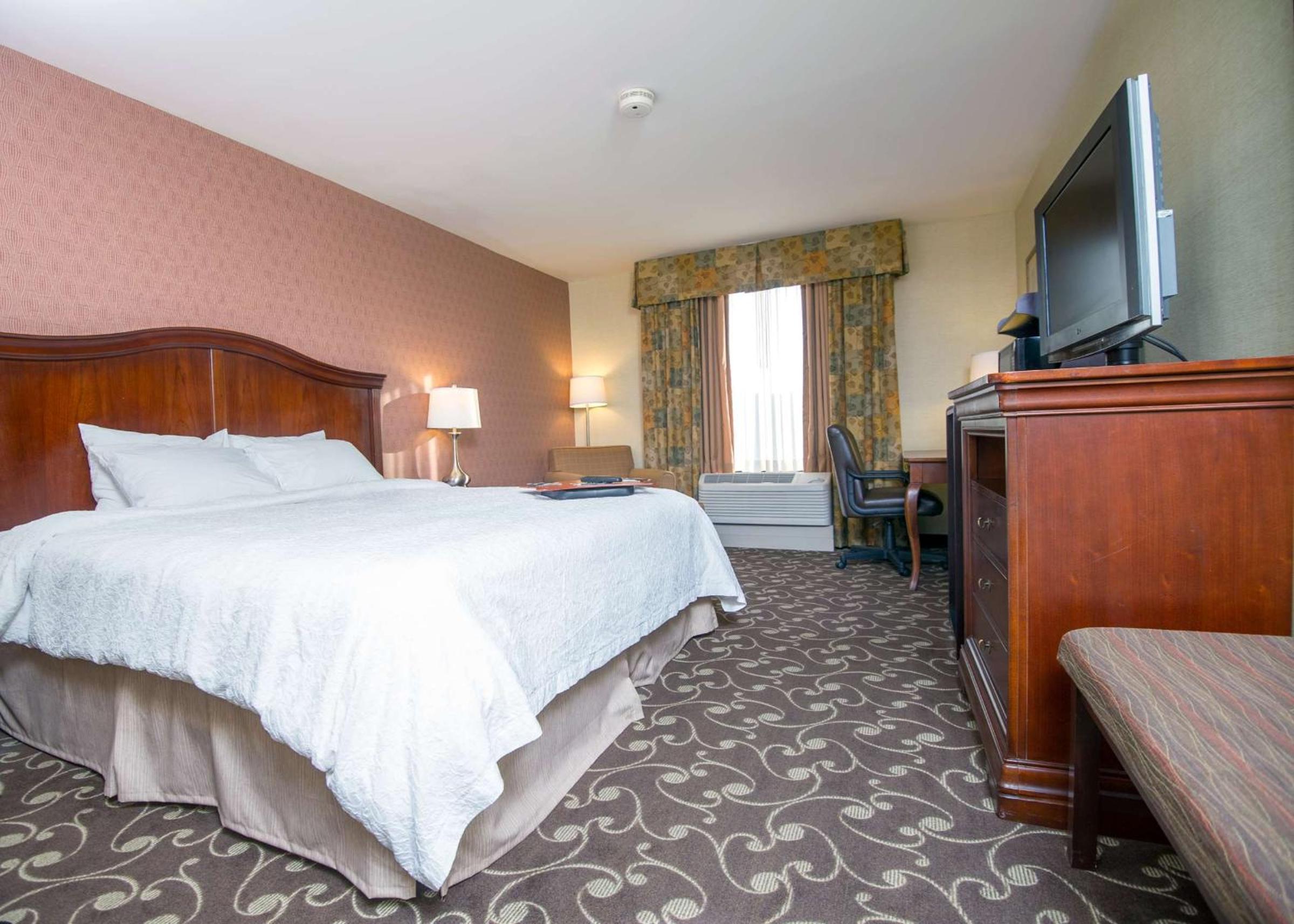 Brattleboro Vacations - Hampton by Hilton Brattleboro - Property Image 19