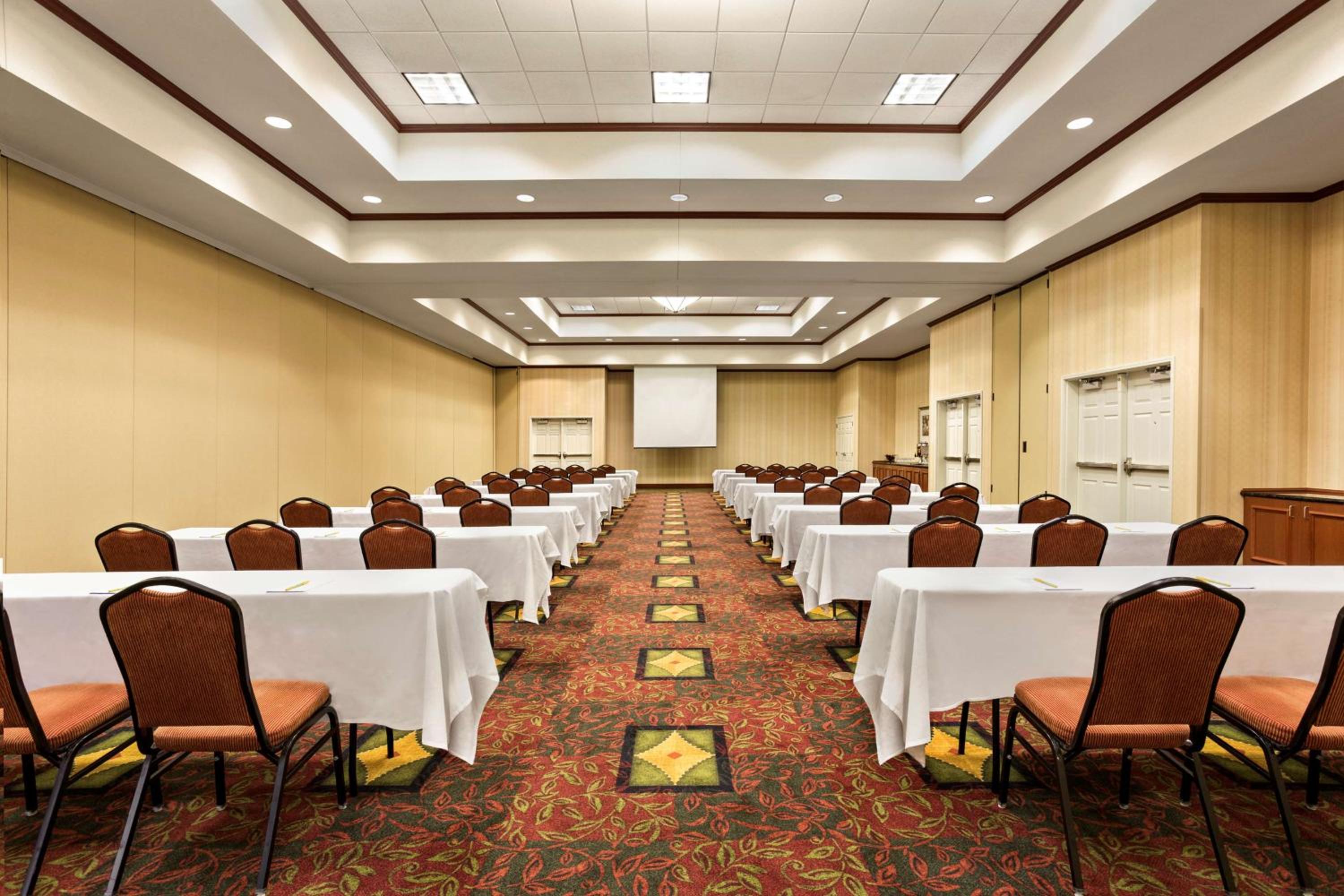 Bartlesville Vacations - Hilton Garden Inn Bartlesville - Property Image 2