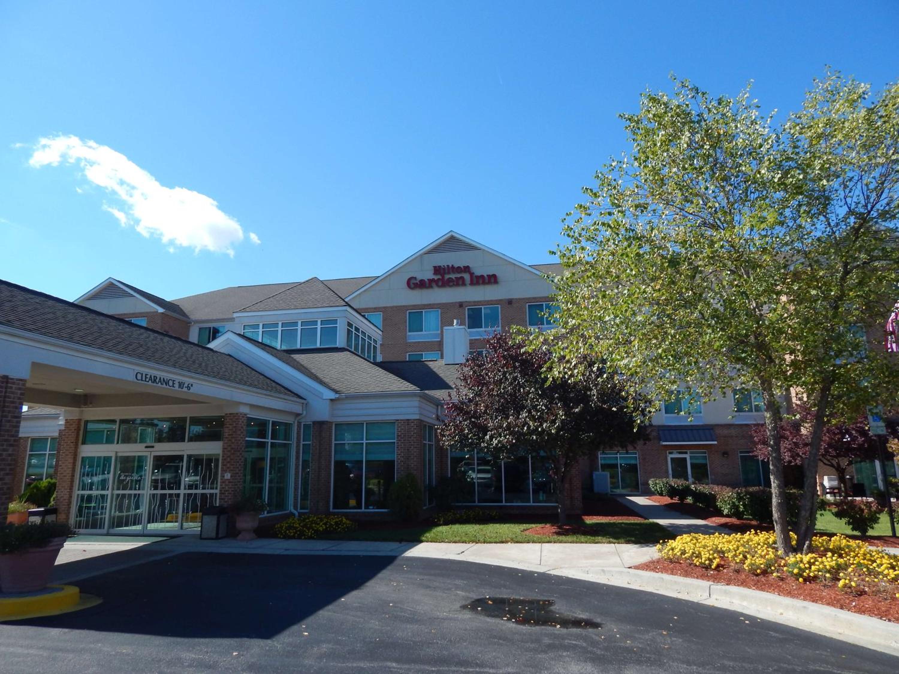 Columbia Vacations - Hilton Garden Inn Columbia - Property Image 29