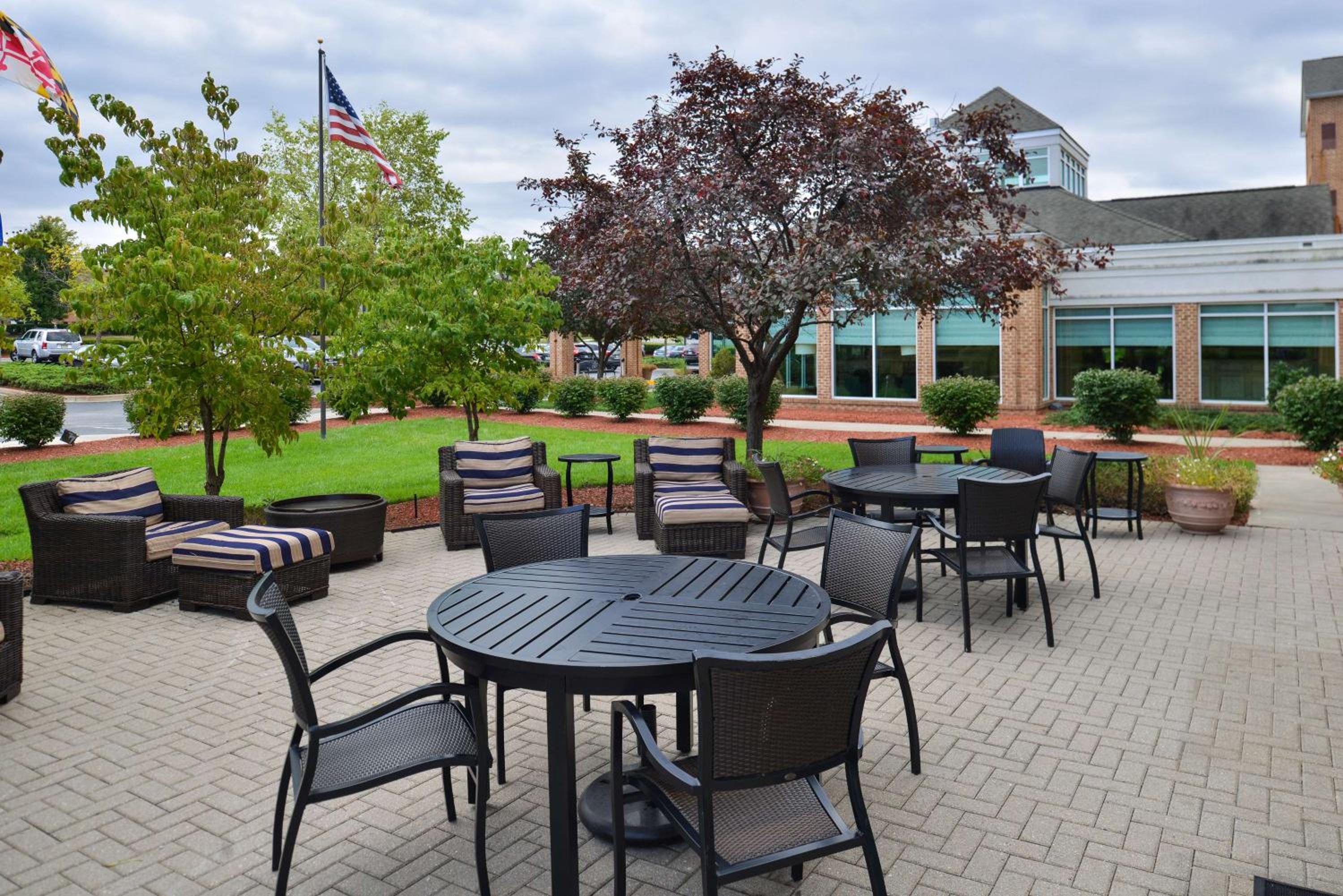 Columbia Vacations - Hilton Garden Inn Columbia - Property Image 24