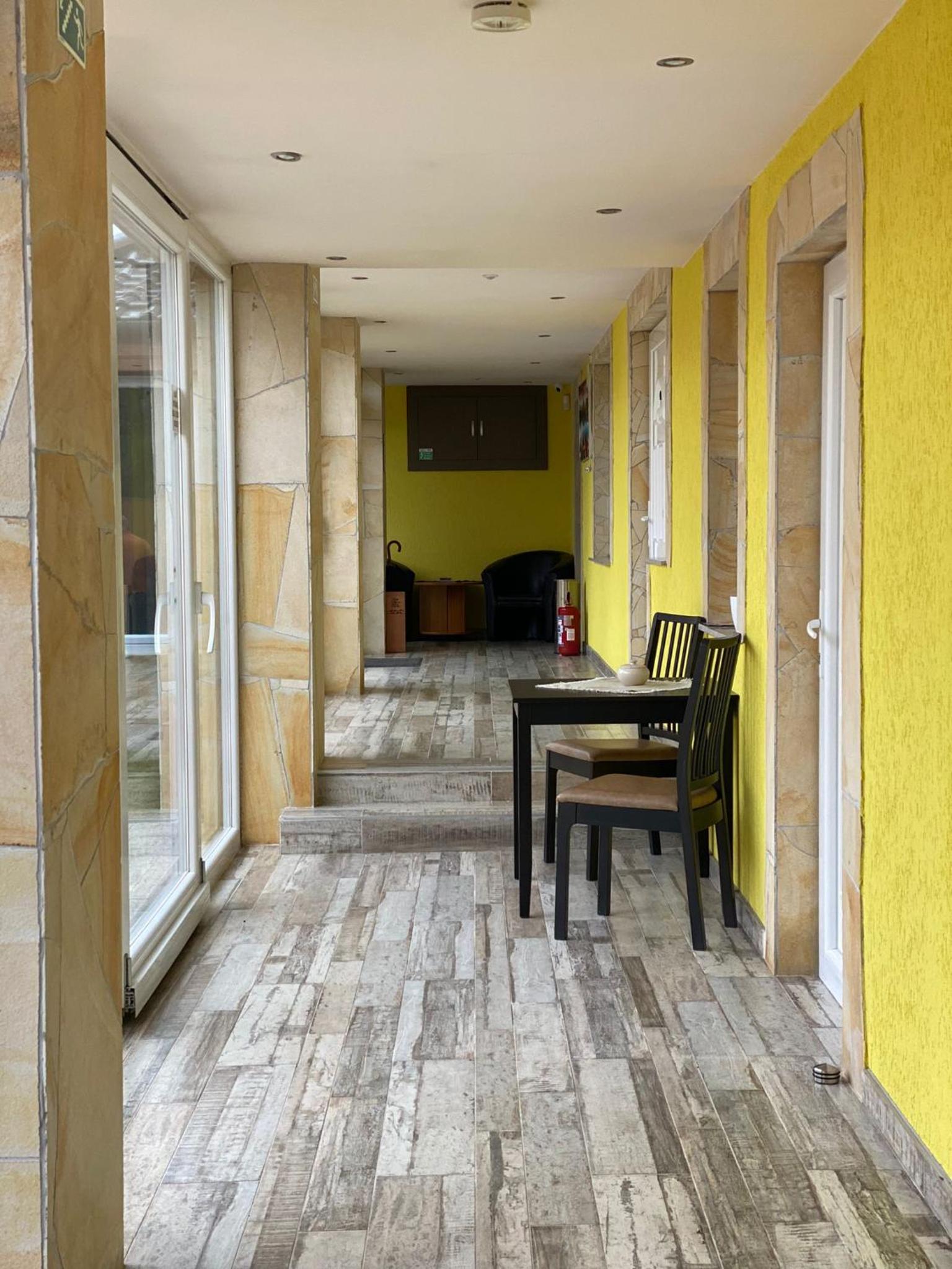 Blueline Motel