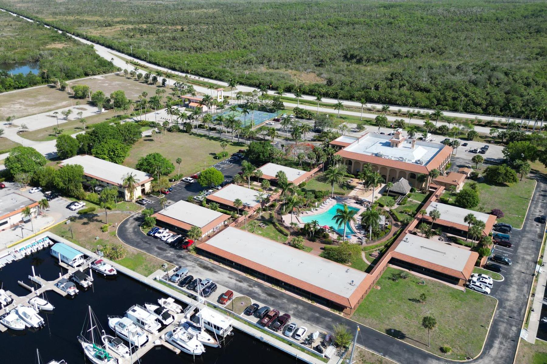 Marina Paradise