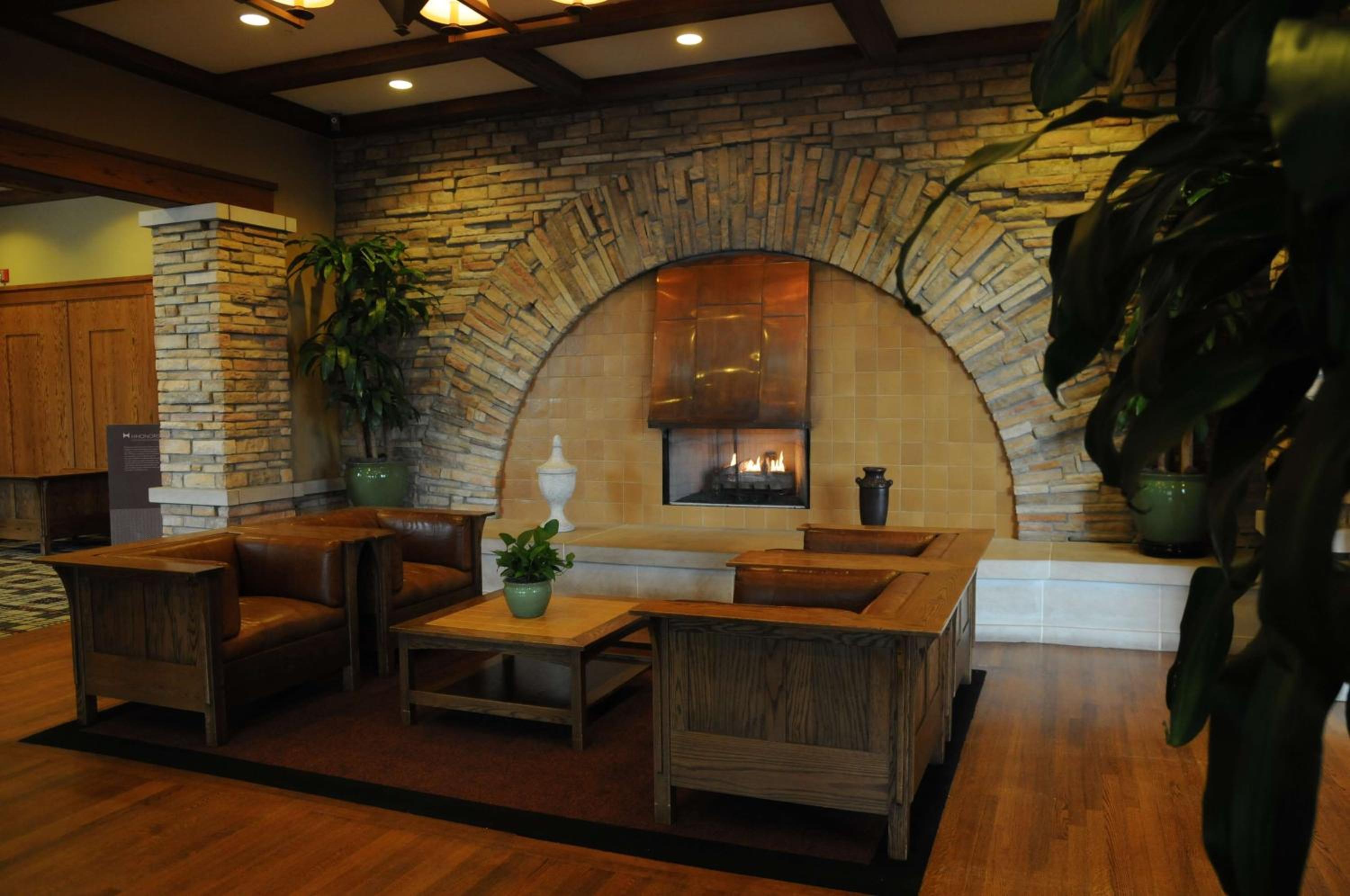 DoubleTree by Hilton Libertyville-Mundelein - Property Image 27