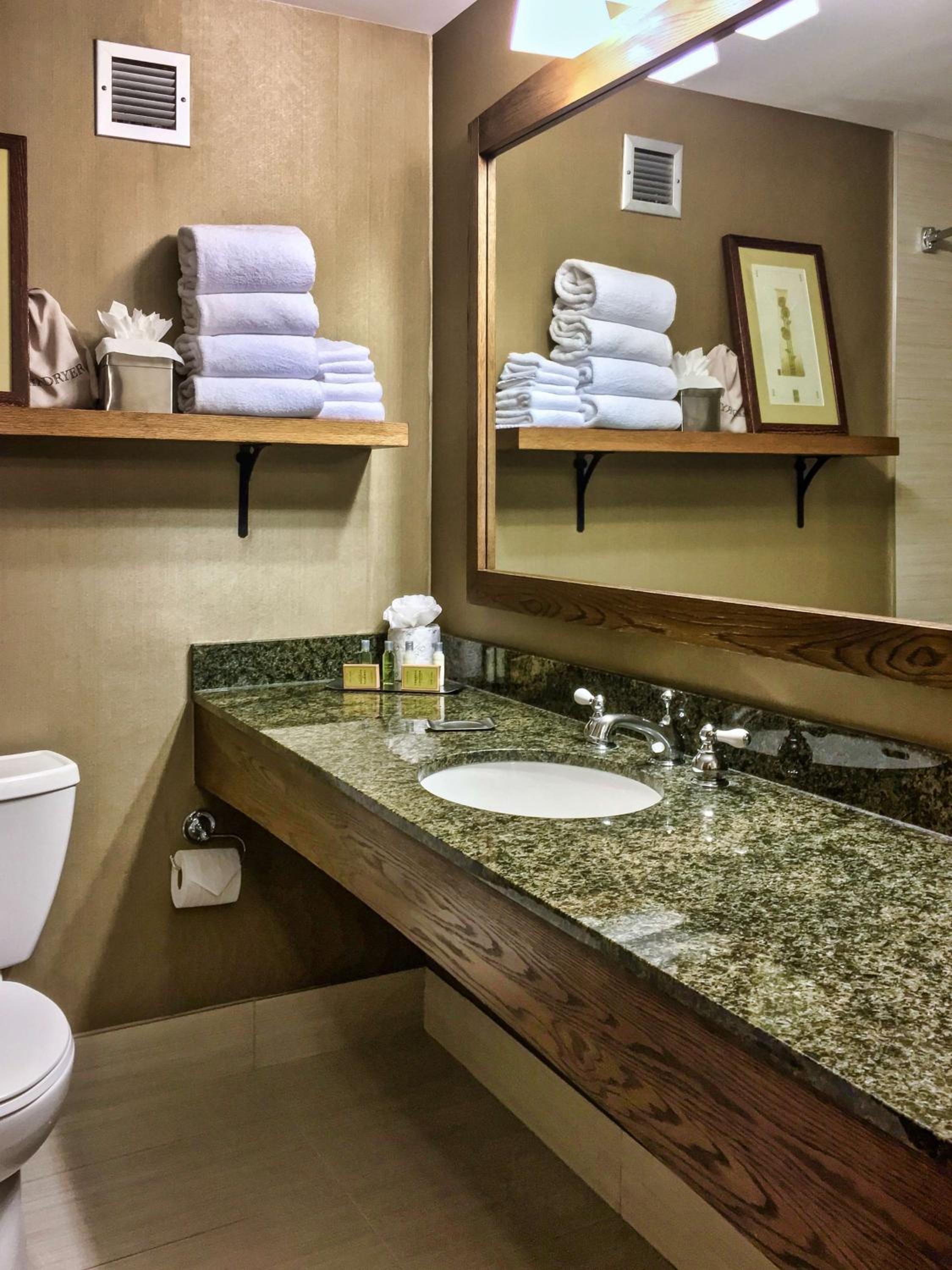 DoubleTree by Hilton Libertyville-Mundelein - Property Image 18