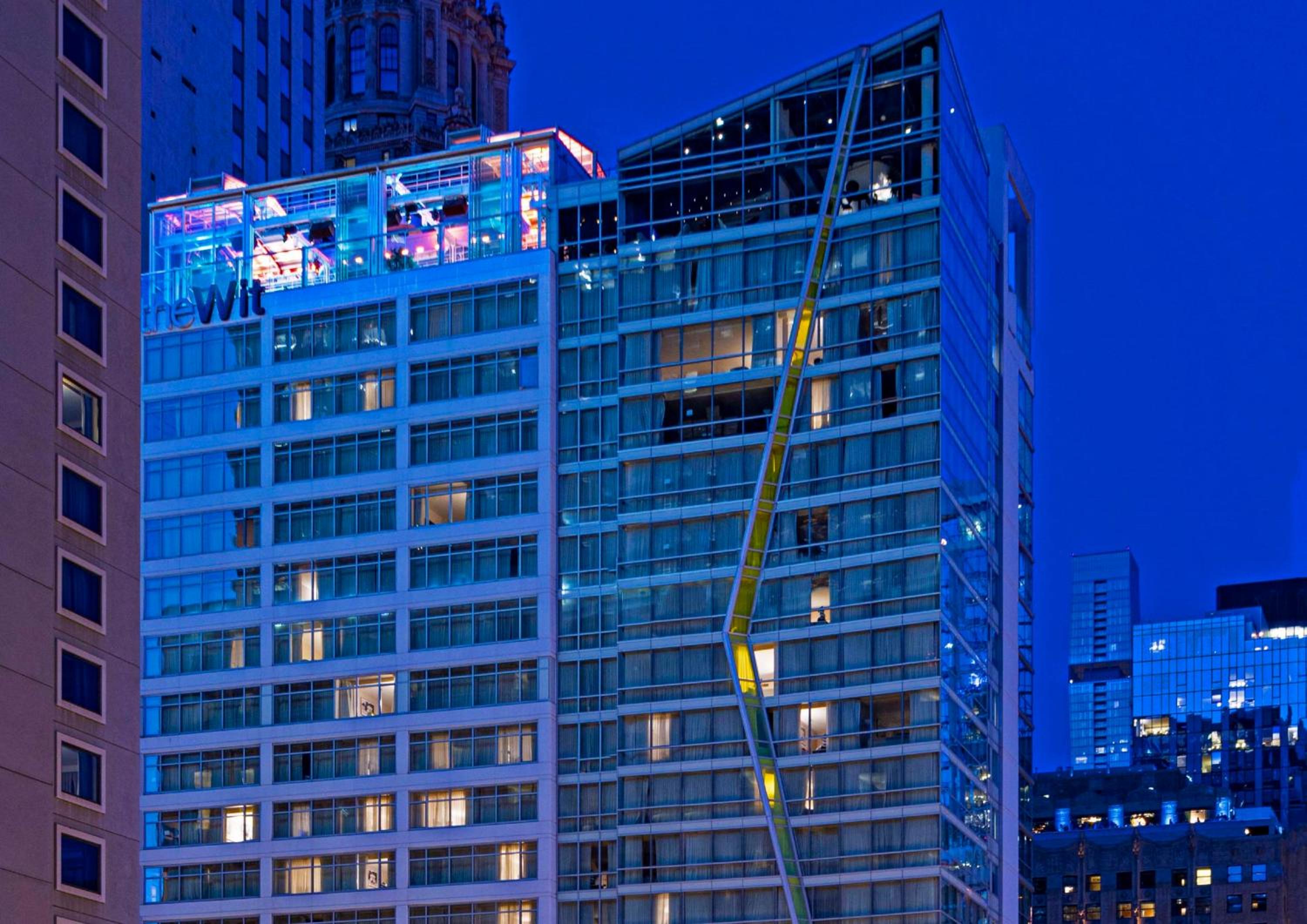 theWit Chicago, a Hilton Hotel