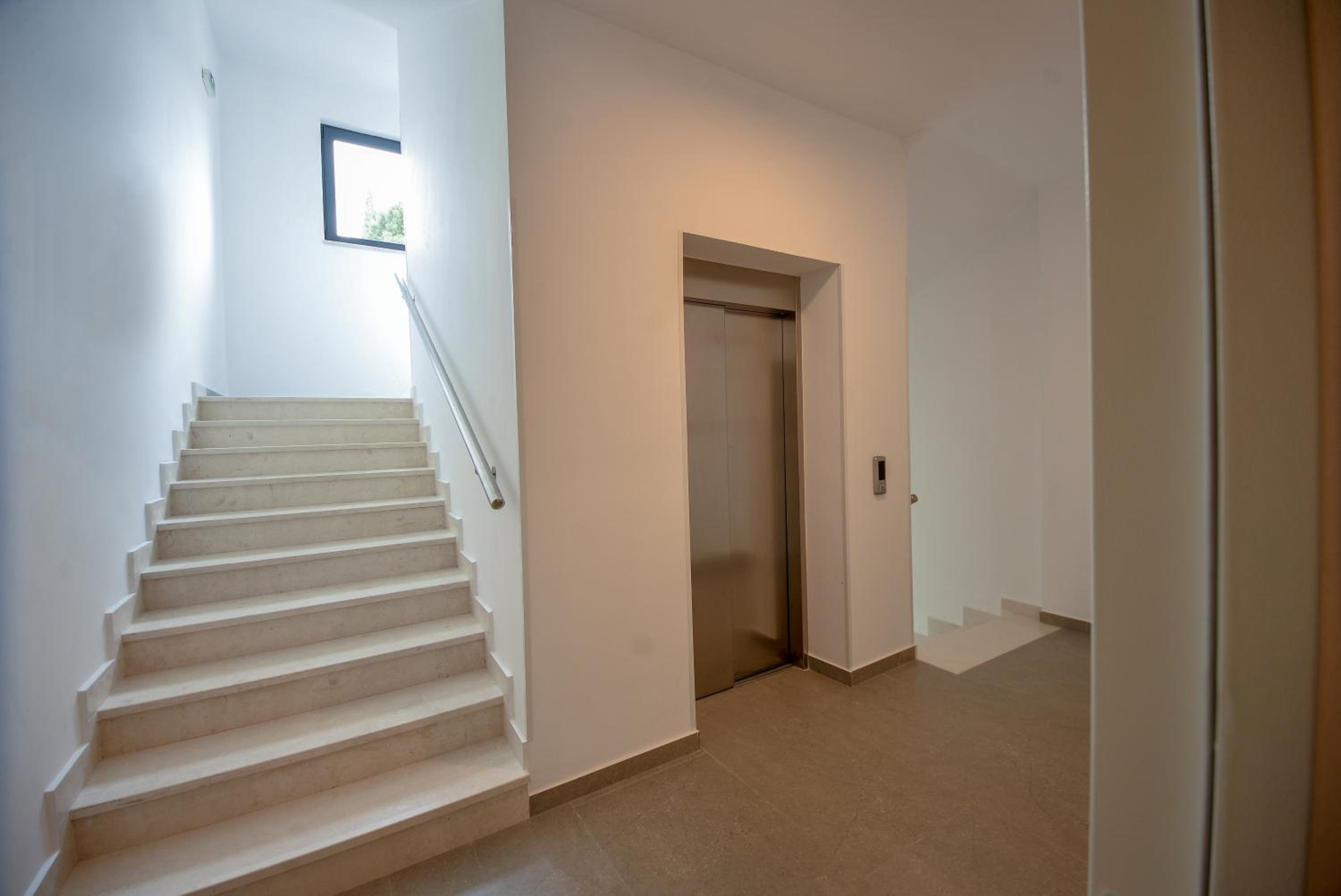 Pine 1 apartment in the center