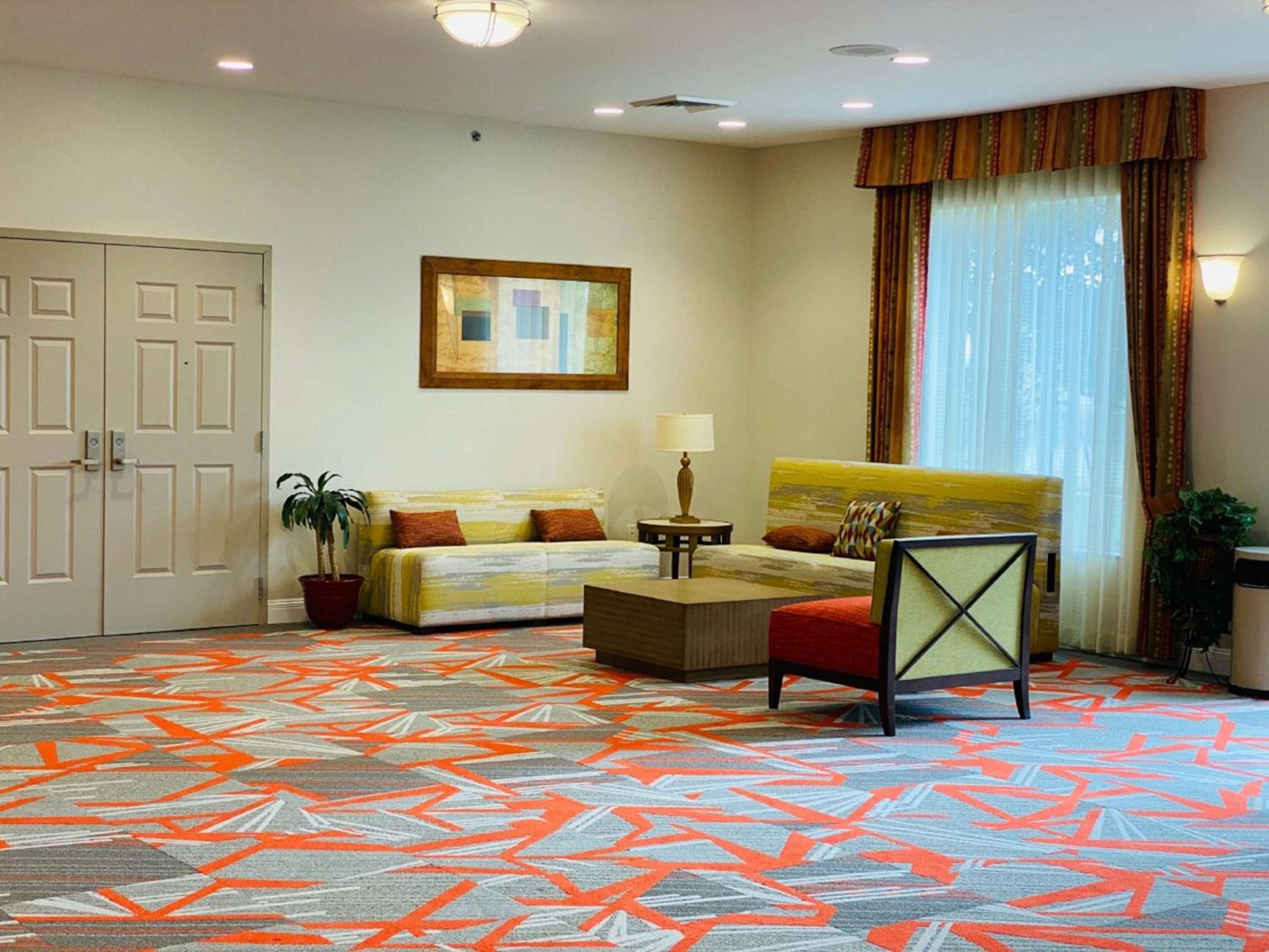 Columbia Vacations - Hilton Garden Inn Columbia - Property Image 36