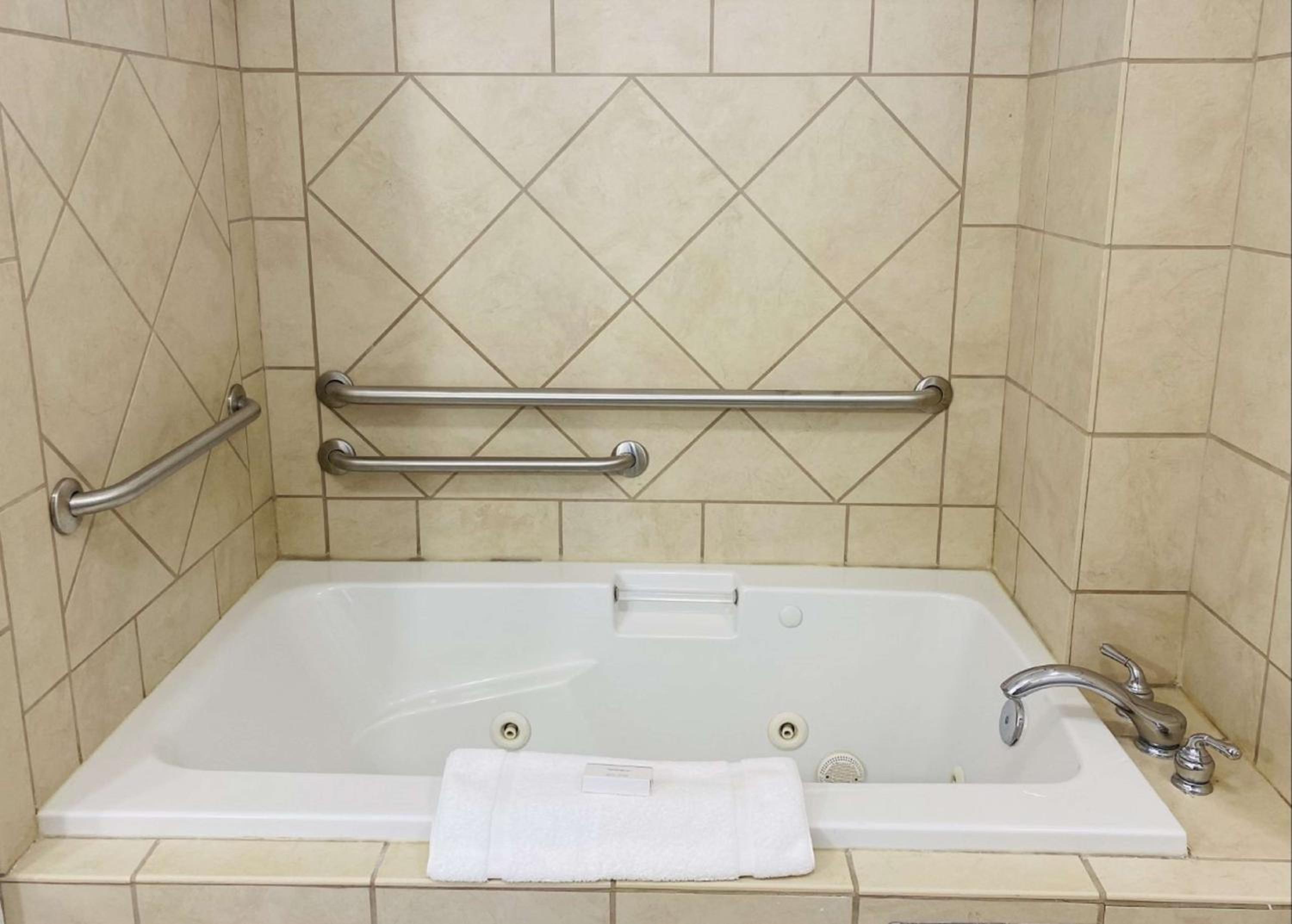 Columbia Vacations - Hilton Garden Inn Columbia - Property Image 1