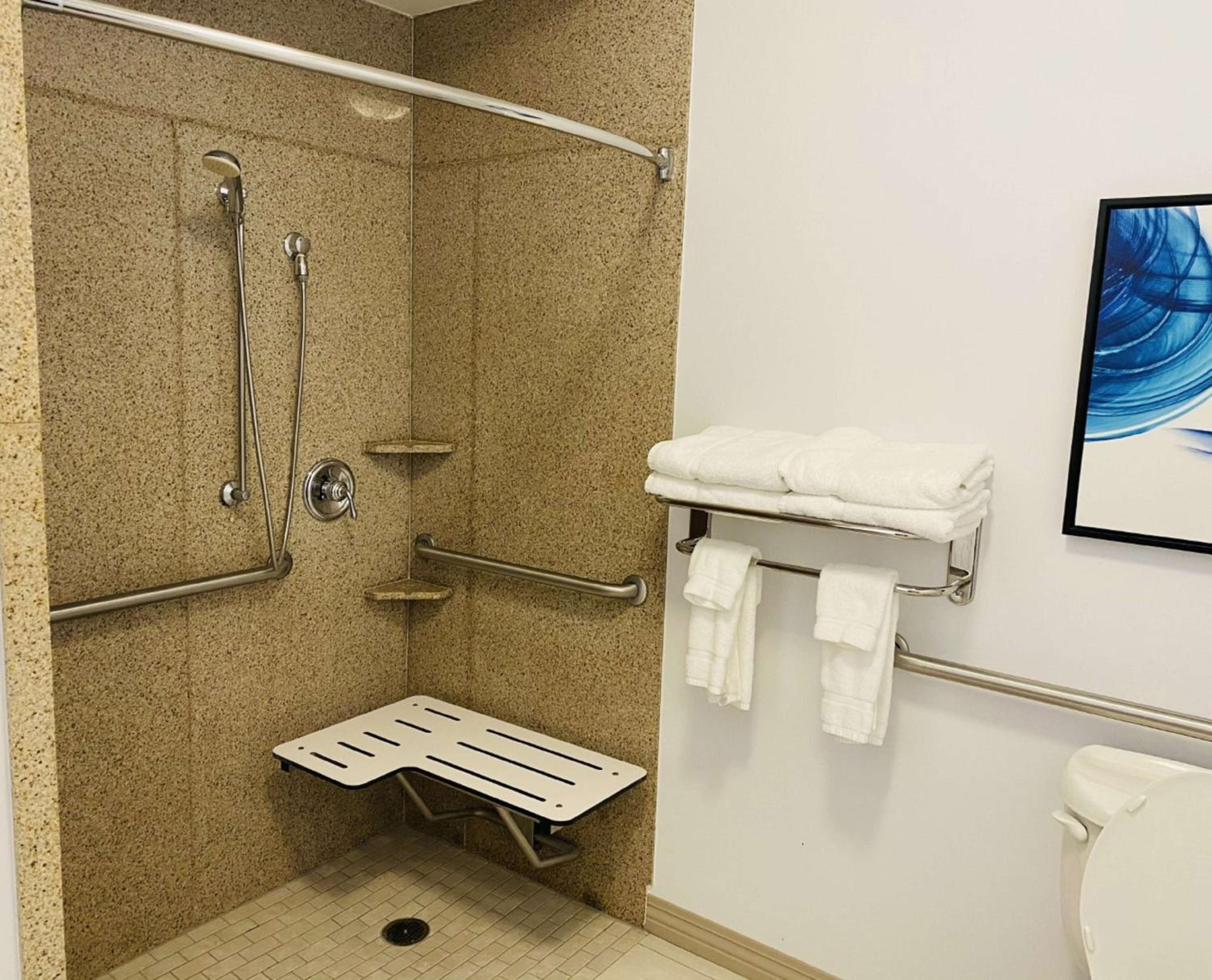 Columbia Vacations - Hilton Garden Inn Columbia - Property Image 15