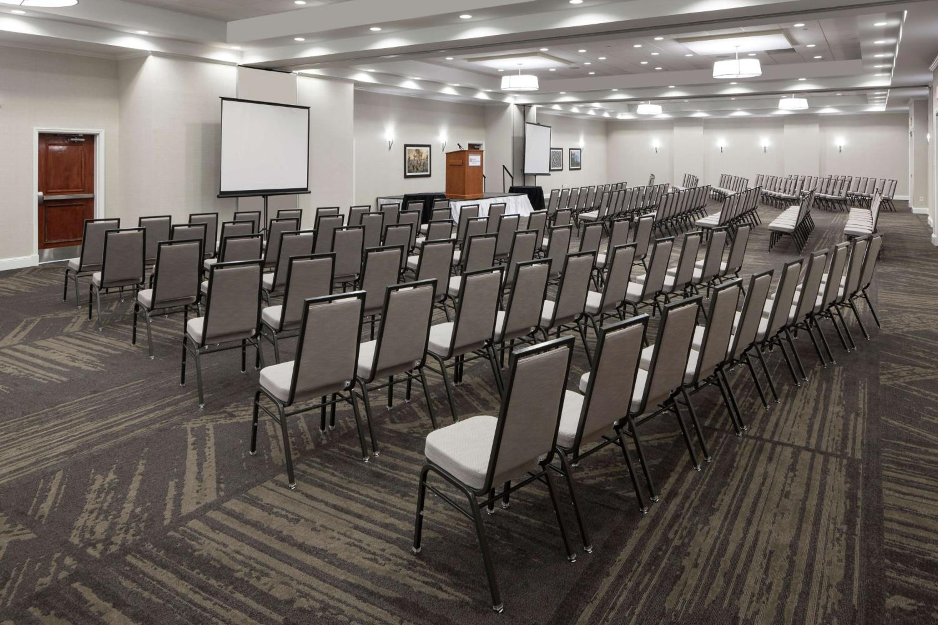 Hilton Garden Inn Dallas/Allen - Property Image 9