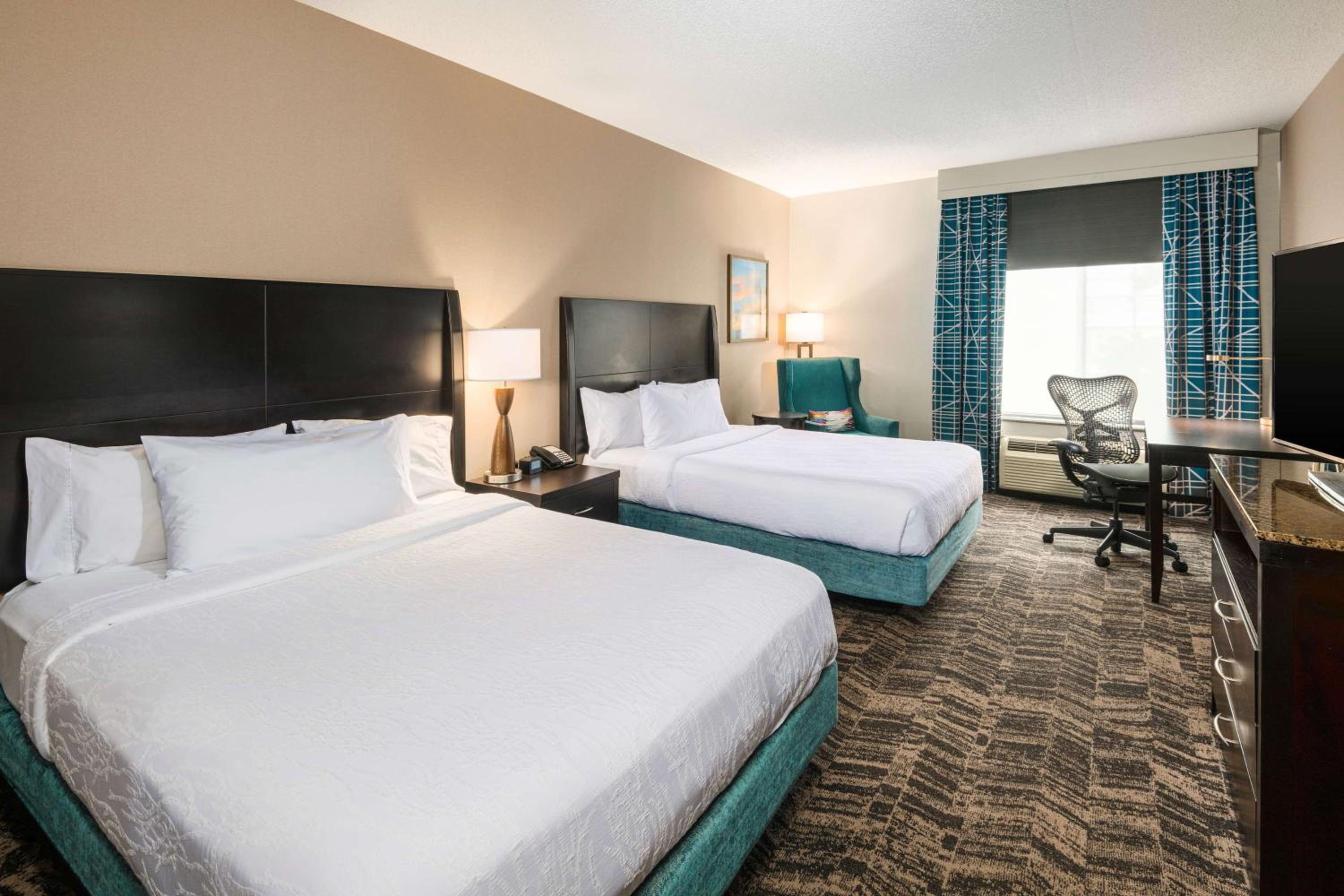 Hilton Garden Inn Silver Spring White Oak - Property Image 4