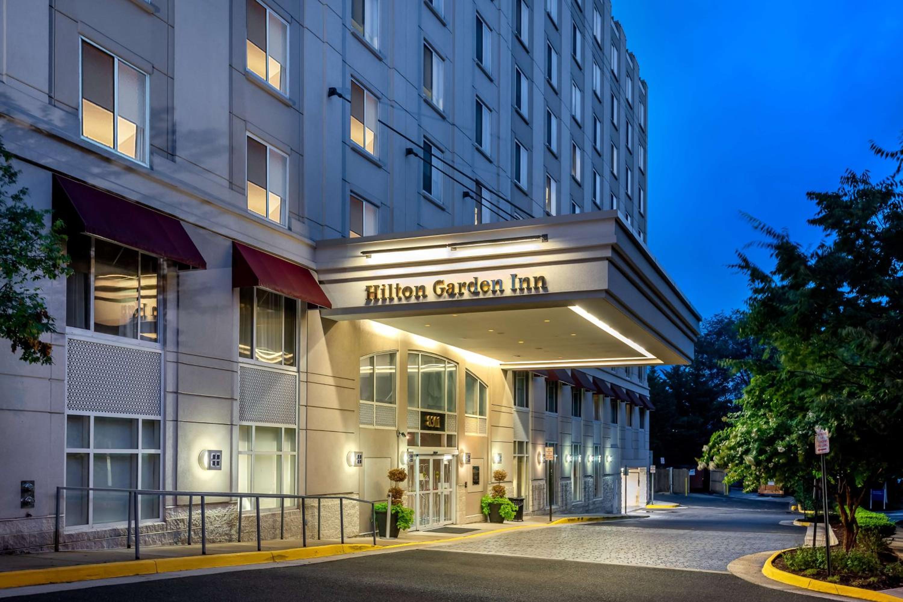 Hilton Garden Inn Tysons Corner - Property Image 15