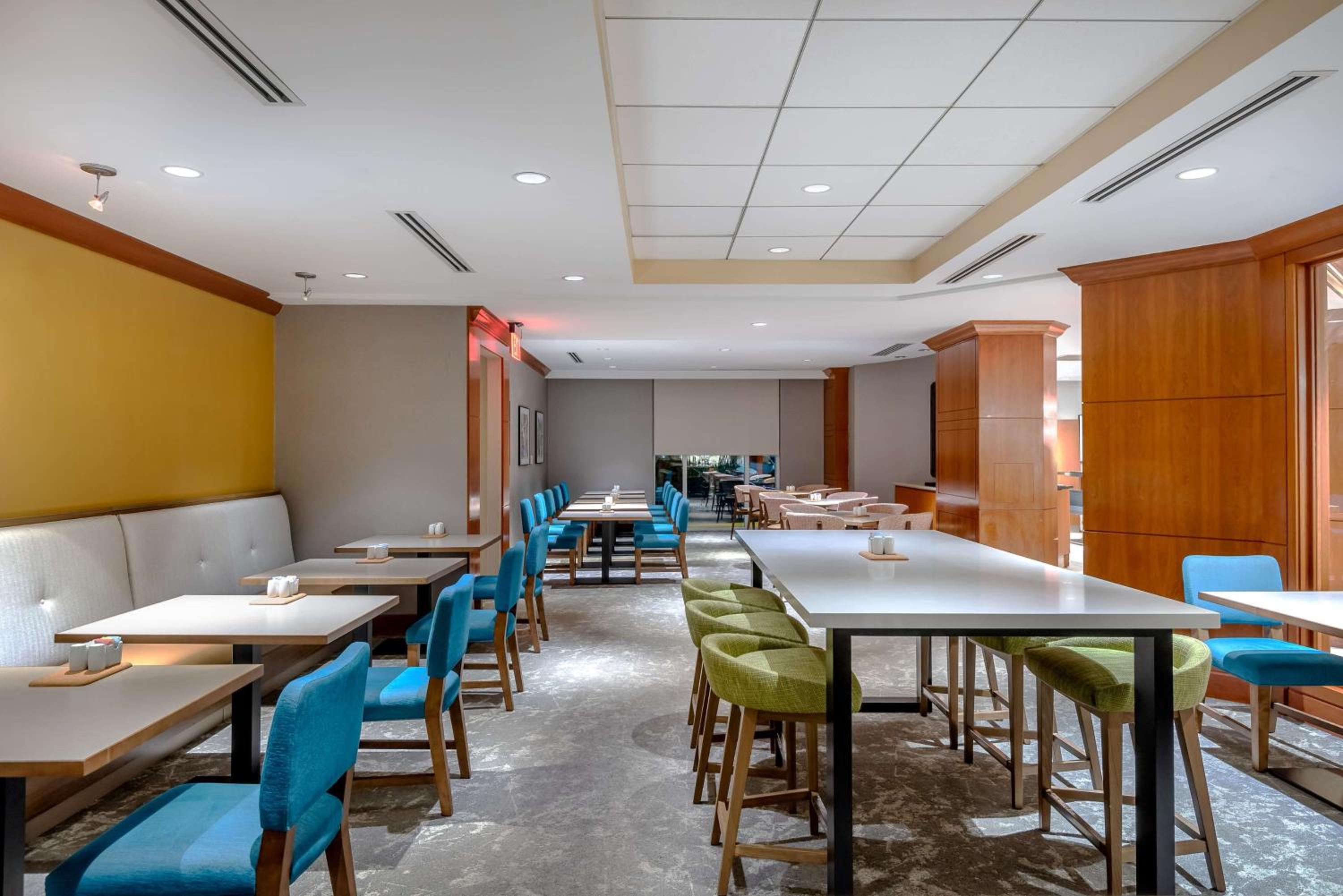Hilton Garden Inn Tysons Corner - Property Image 13