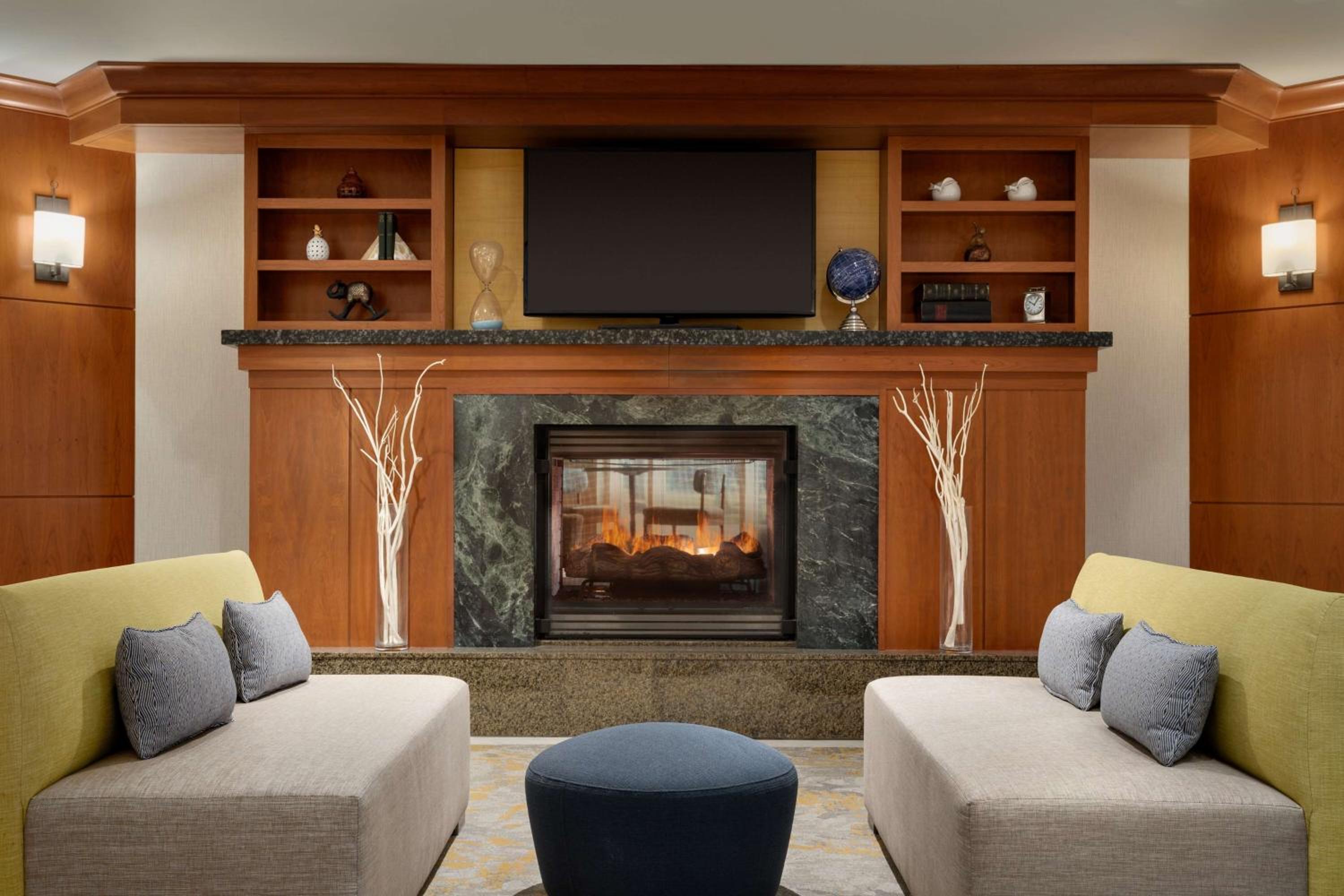 Hilton Garden Inn Tysons Corner - Property Image 10