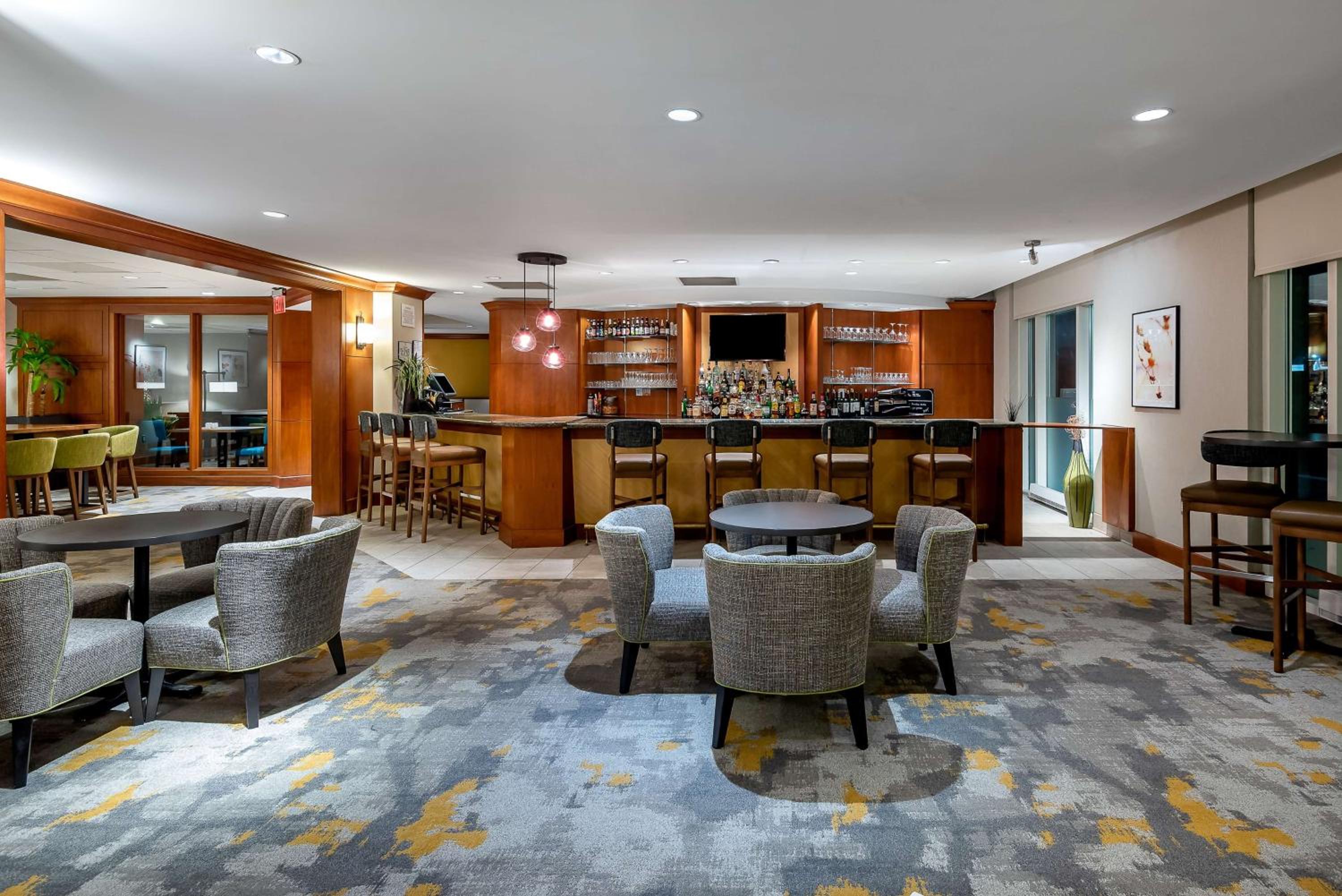 Hilton Garden Inn Tysons Corner - Property Image 14