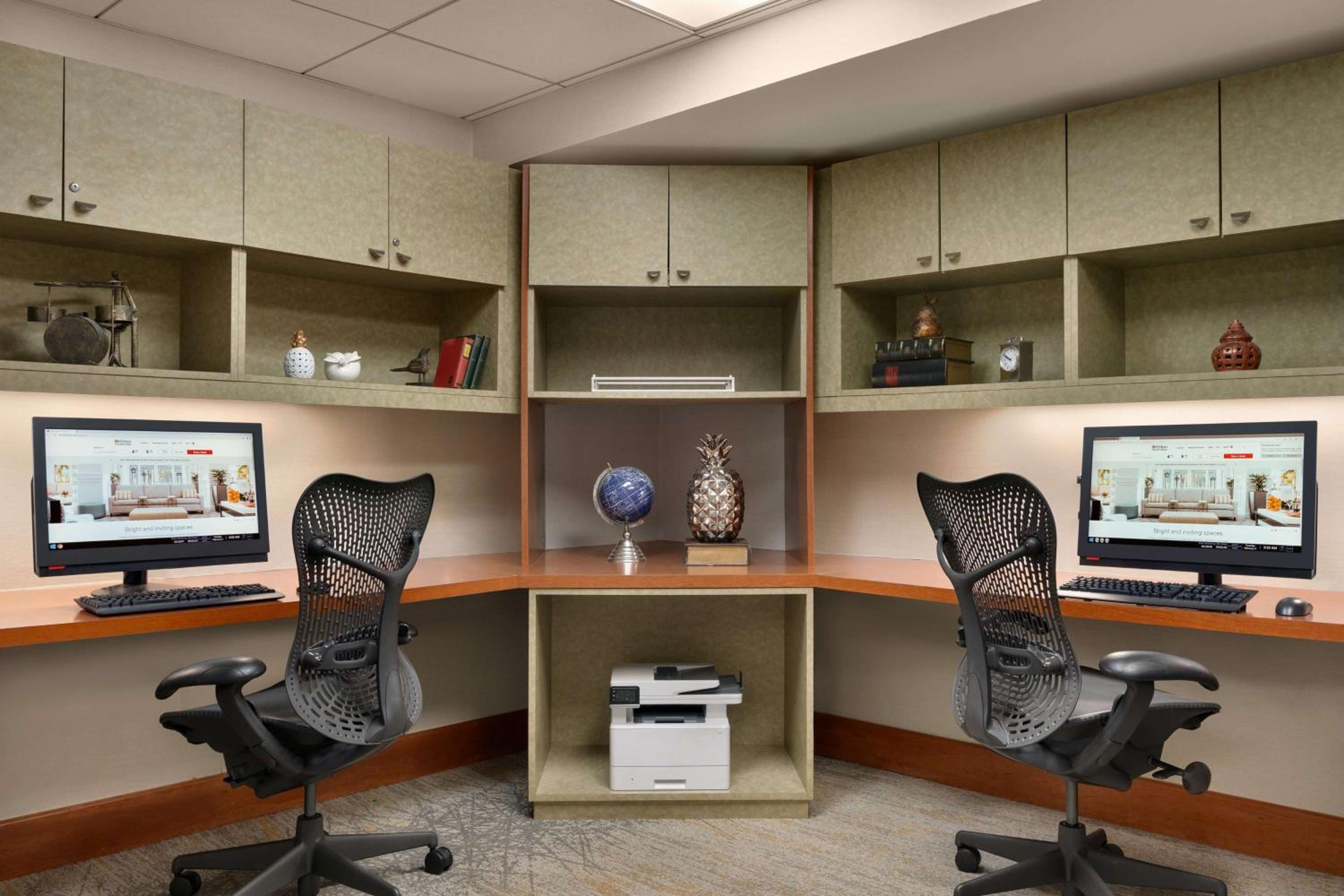 Hilton Garden Inn Tysons Corner - Property Image 4