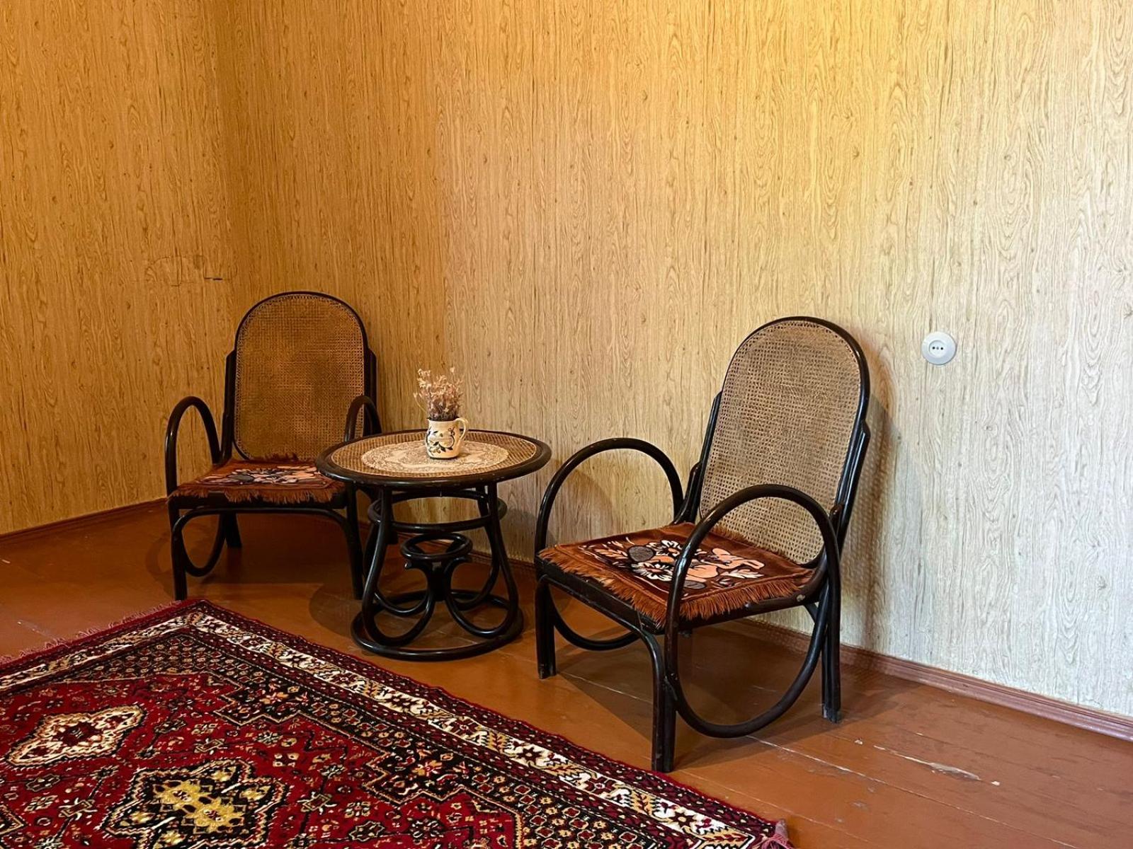 Papoyan Guest House