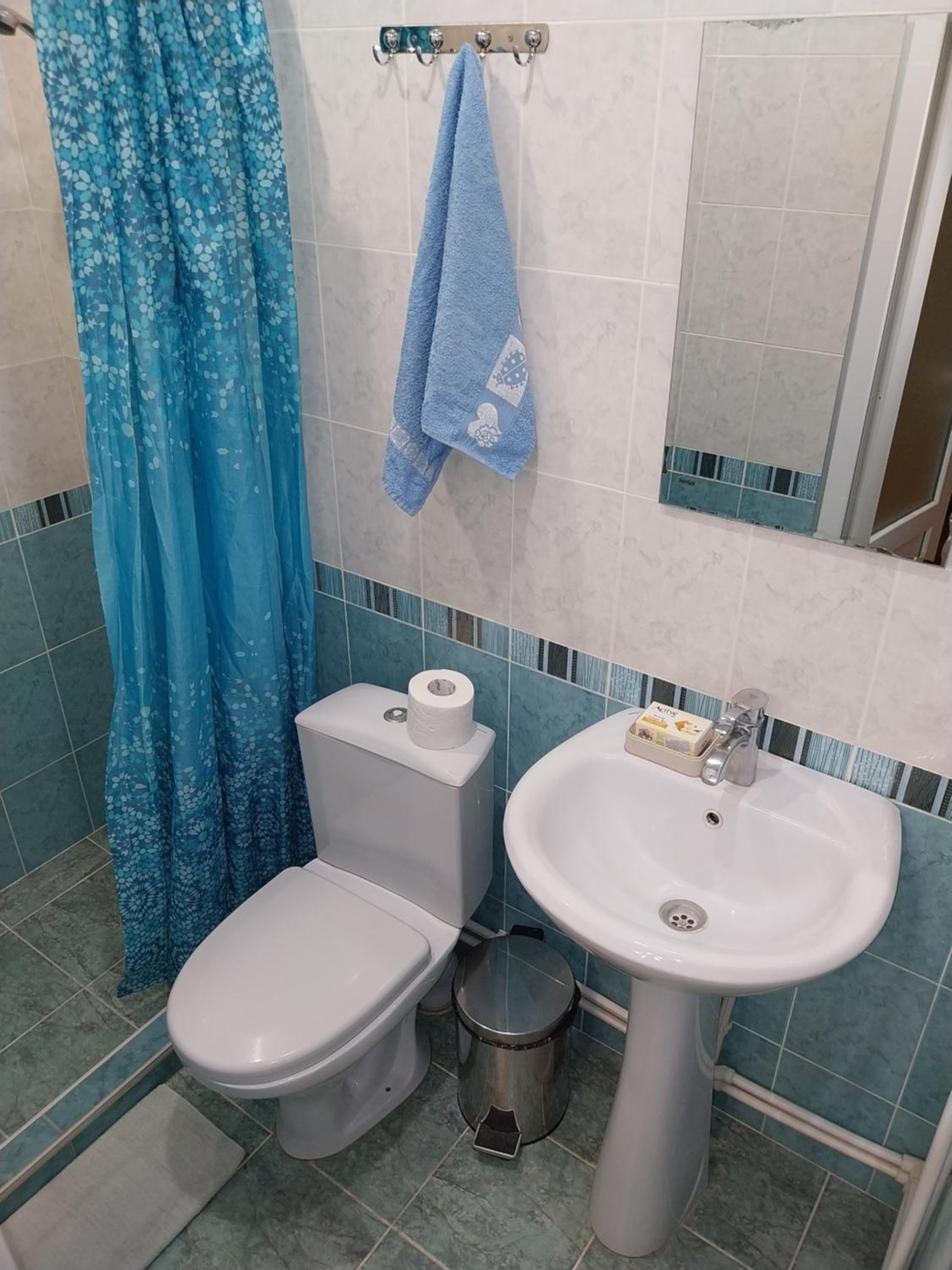 Like Home Guesthouse & Tours