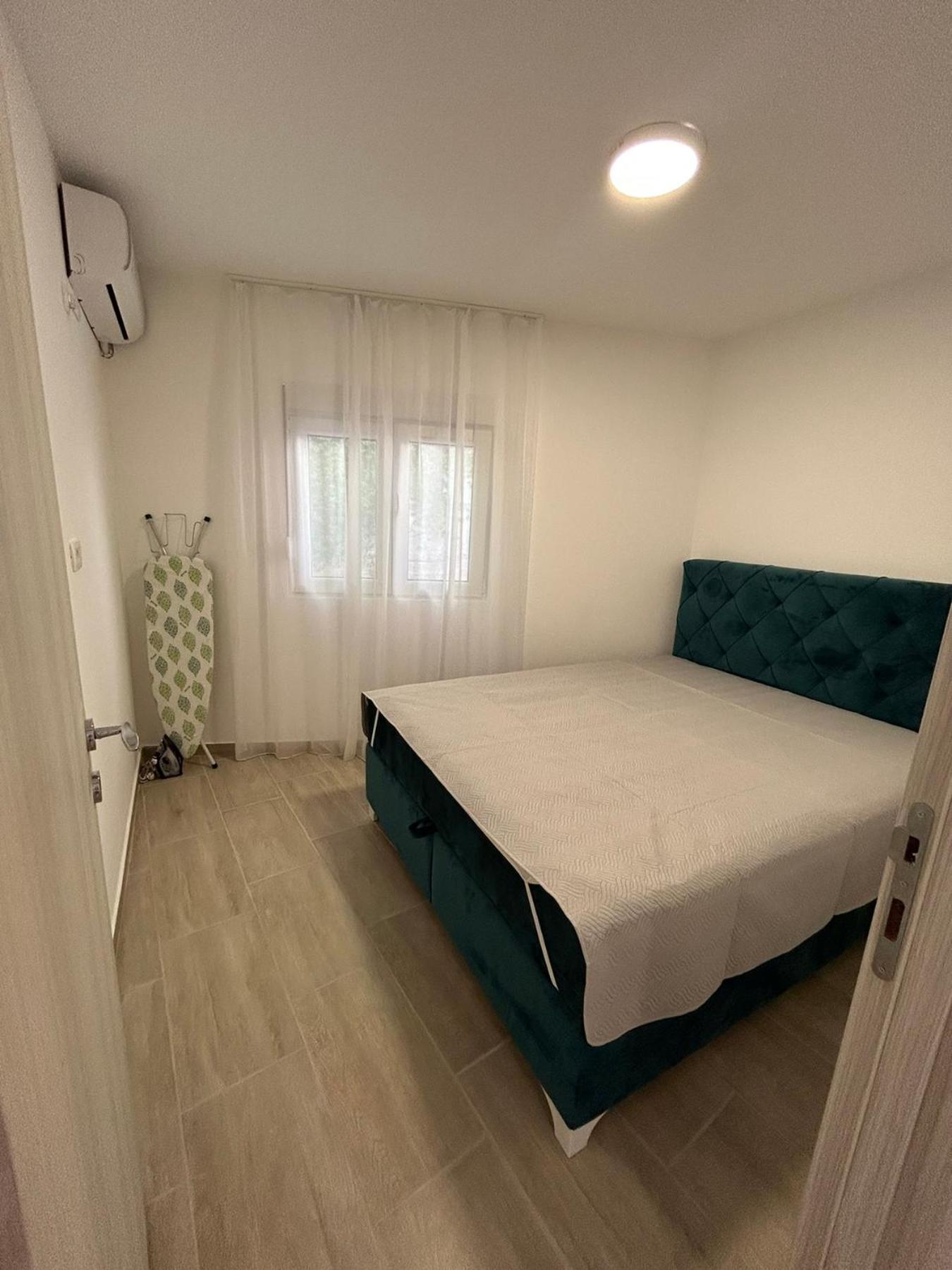 Aparmani Raj lux view 4