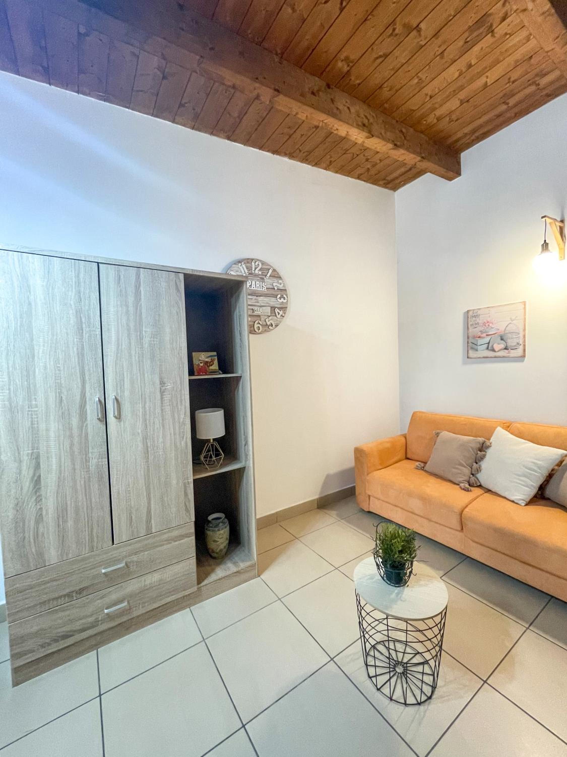 Casa Nennella con Parcheggio Auto gratuito in Loco