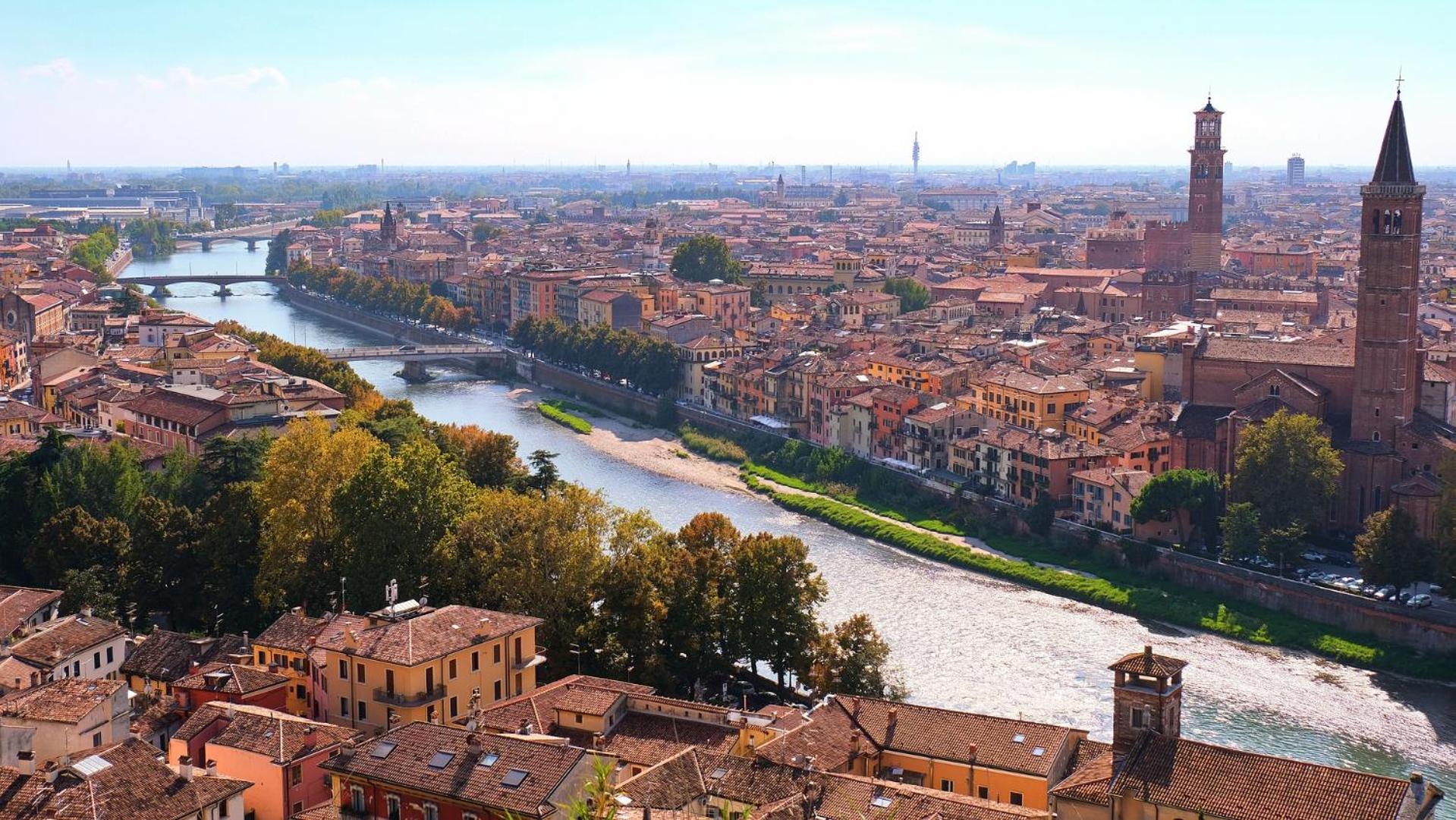Infinity Suite Verona free parking view 3